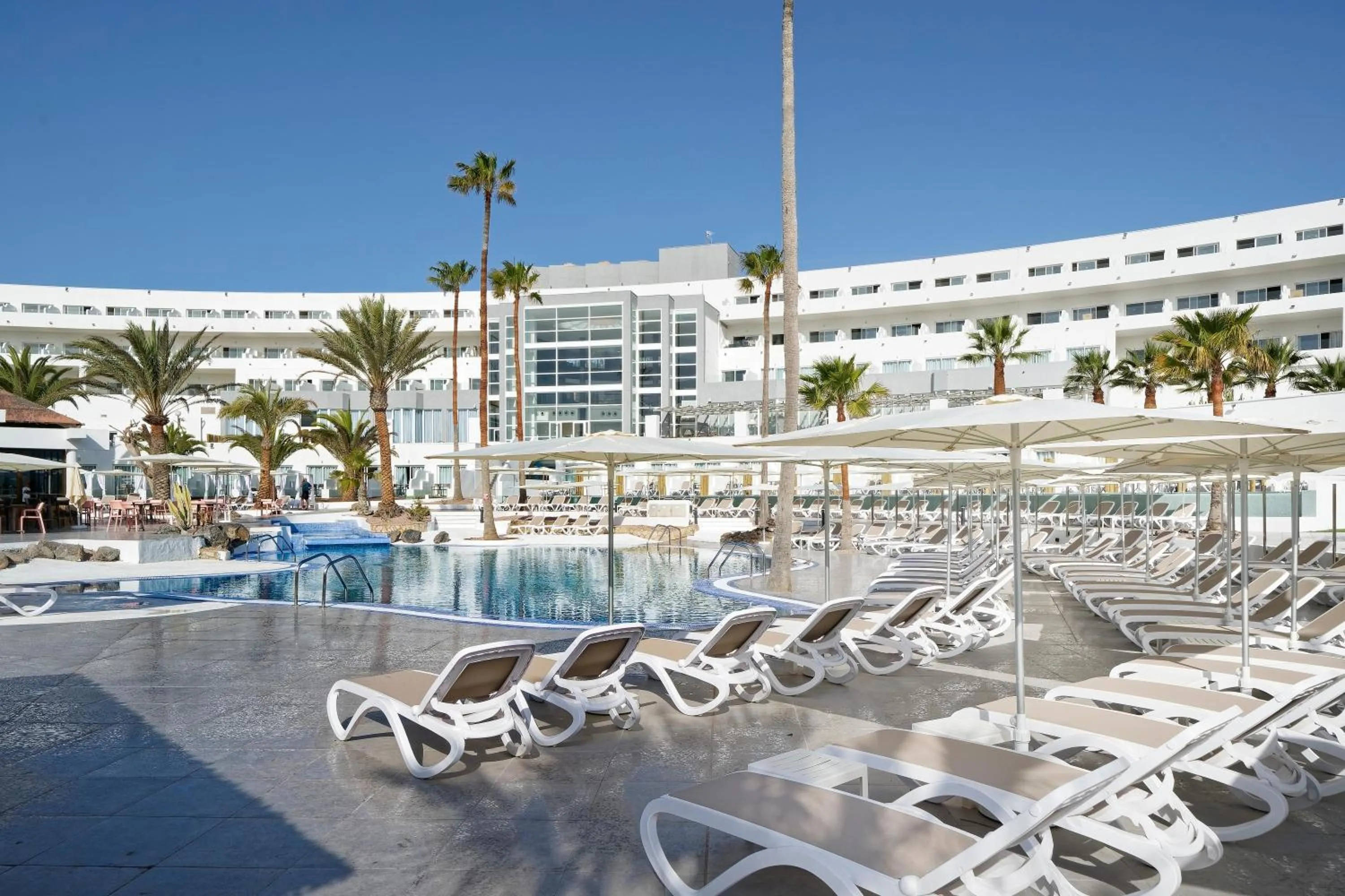 Swimming pool in Labranda Golden Beach