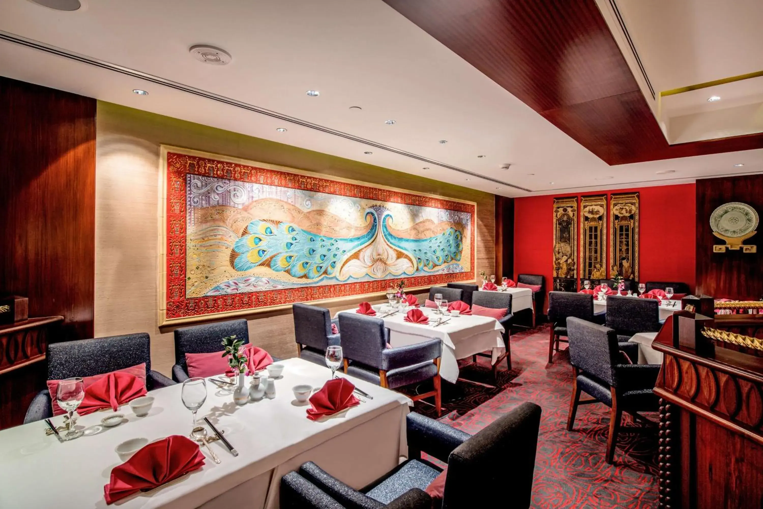 Restaurant/places to eat in Radisson Blu Hotel, Kuwait Restaurant/places to eat in Radisson Blu Hotel, Kuwait