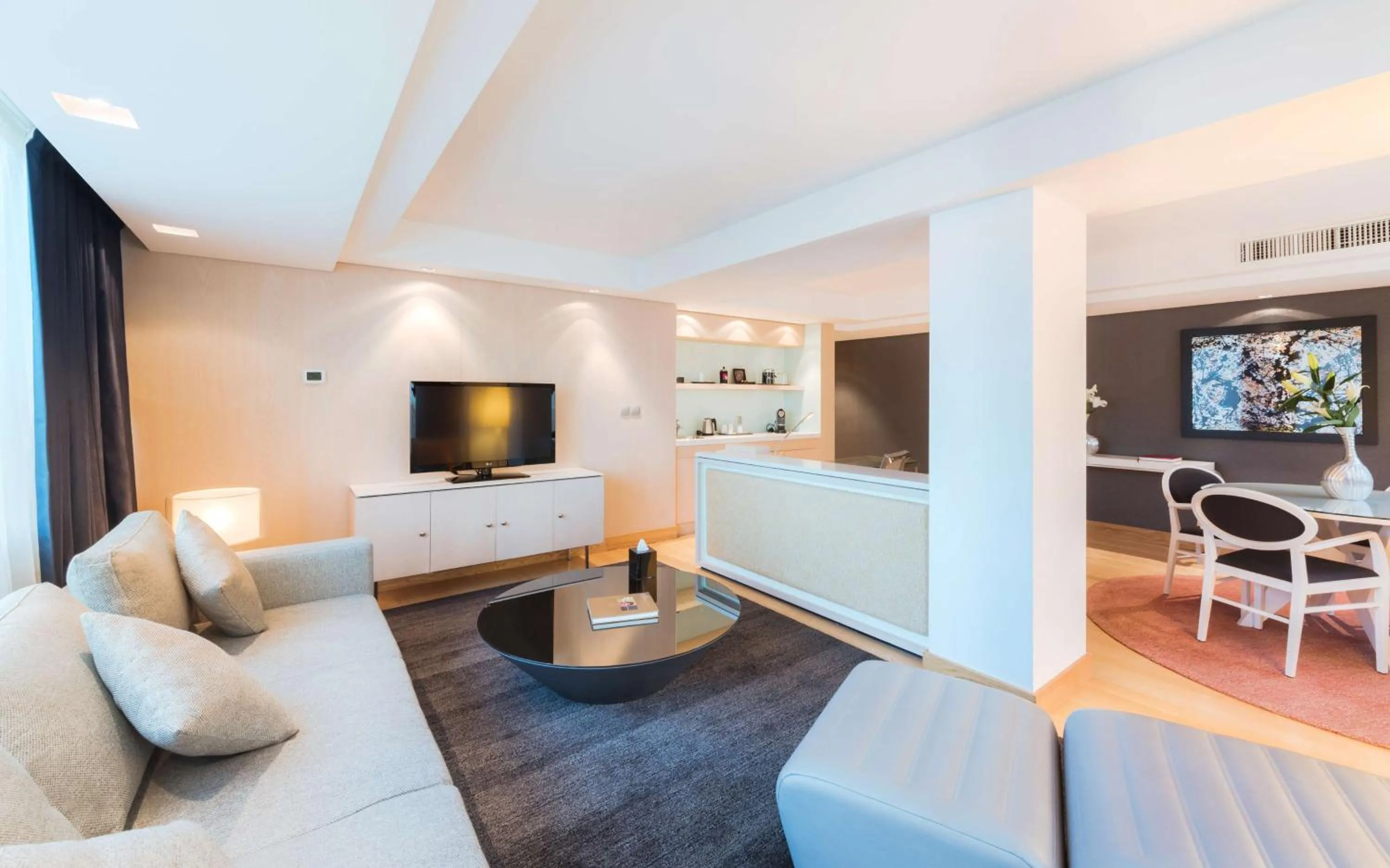 Photo of the whole room in Radisson Blu Hotel, Kuwait