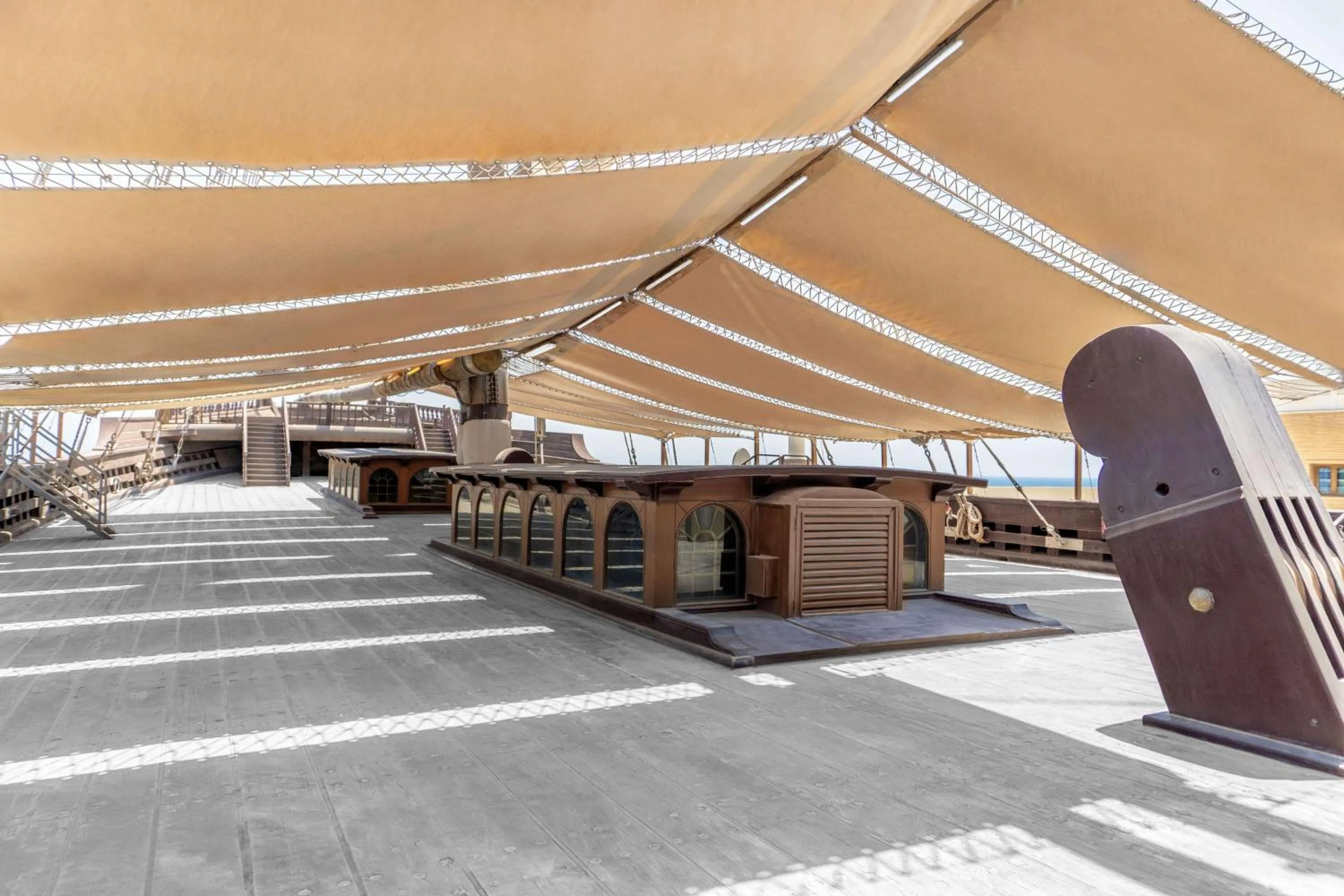 Meeting/conference room in Radisson Blu Hotel, Kuwait