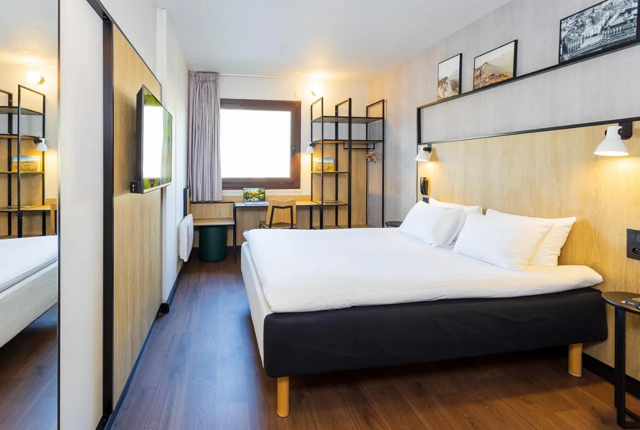 Bed in ibis Grenoble Gare