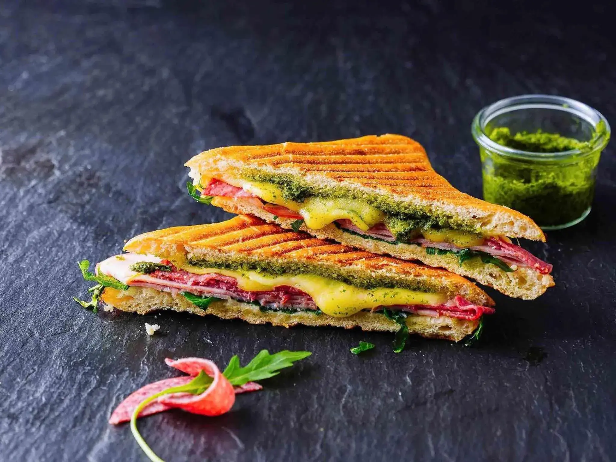 Lounge or bar in ibis Grenoble Gare Lounge or bar in ibis Grenoble Gare