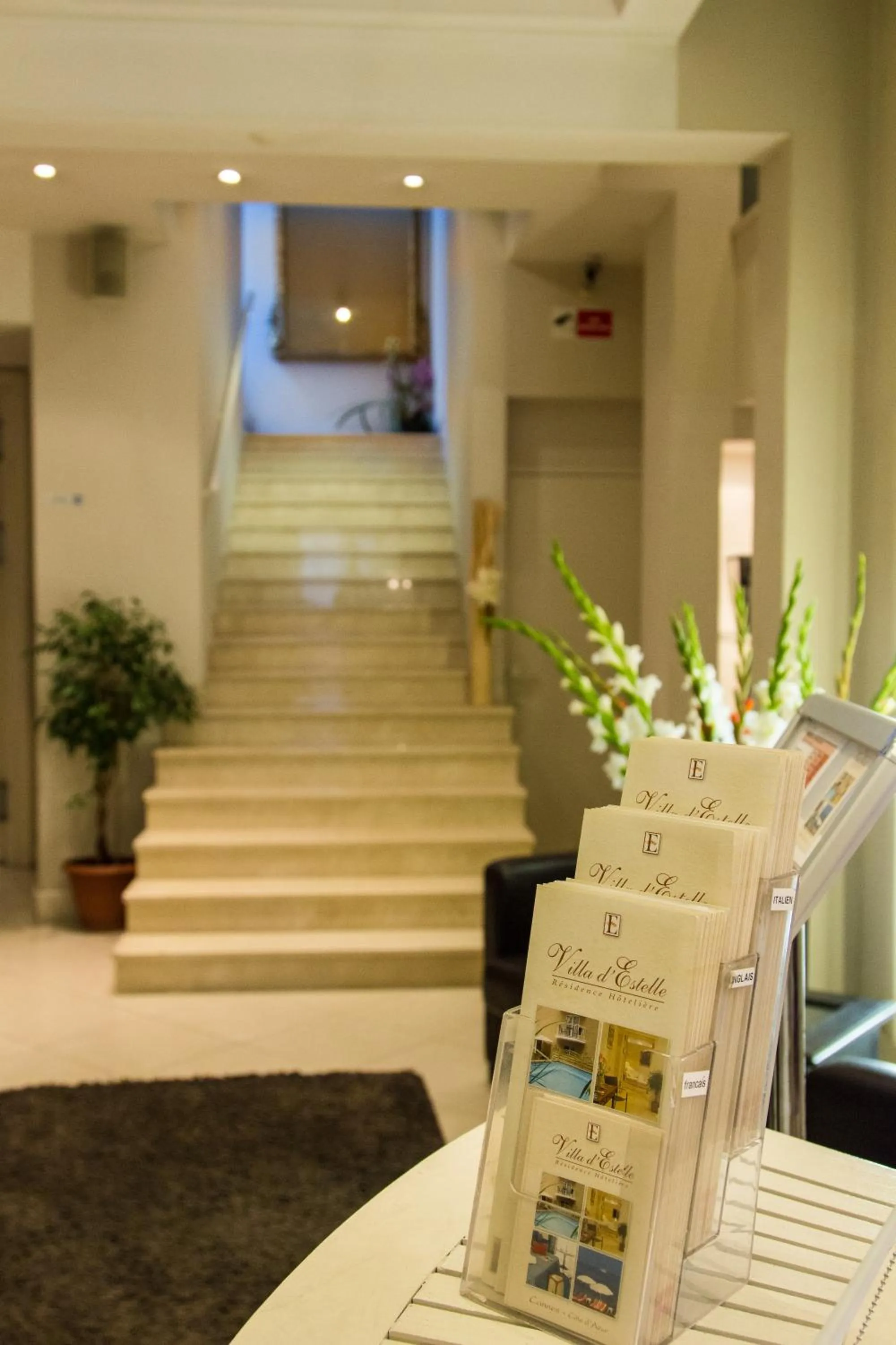 Lobby or reception in Villa d'Estelle