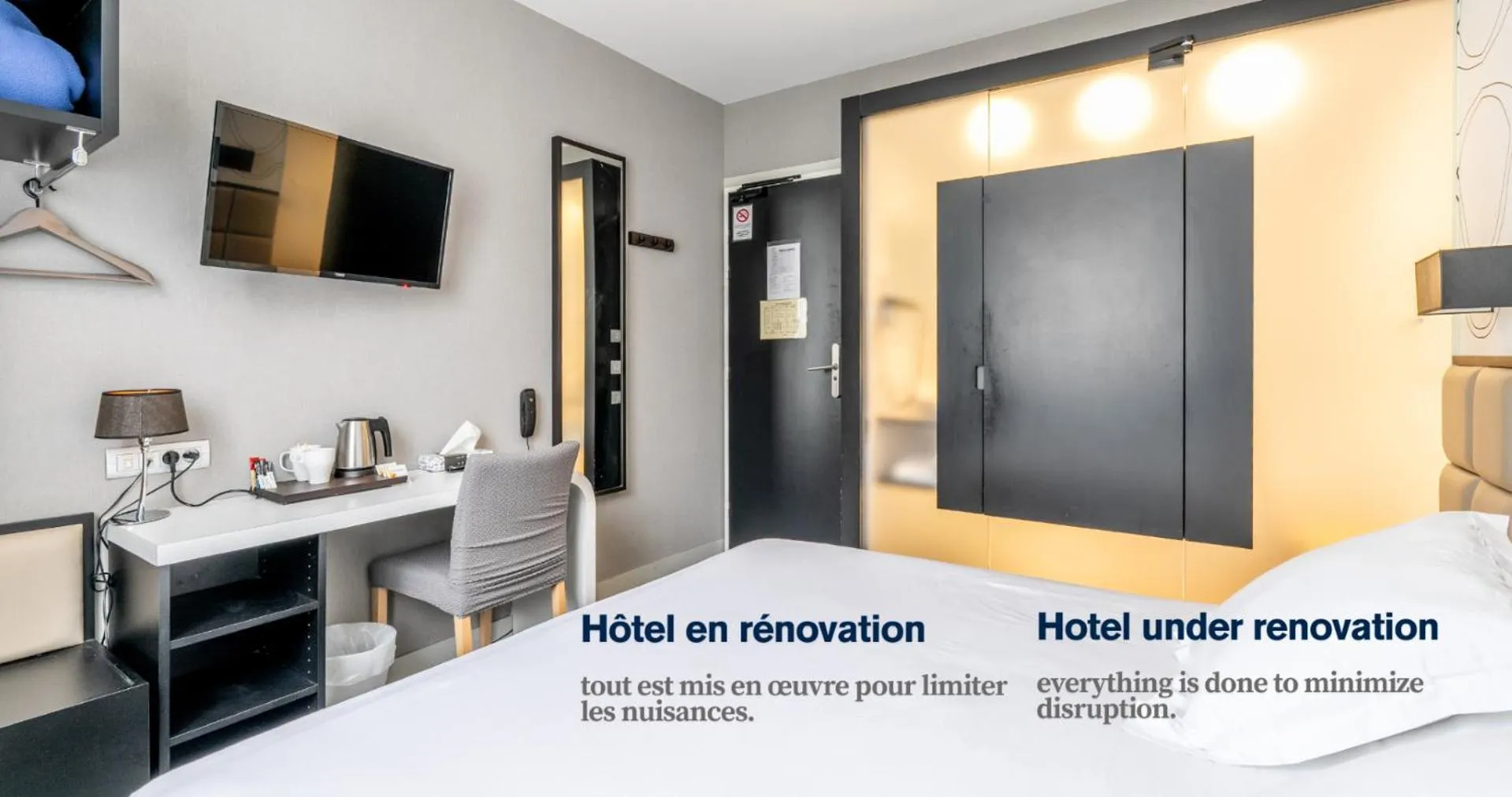 Bedroom, Bed in Hôtel Astoria