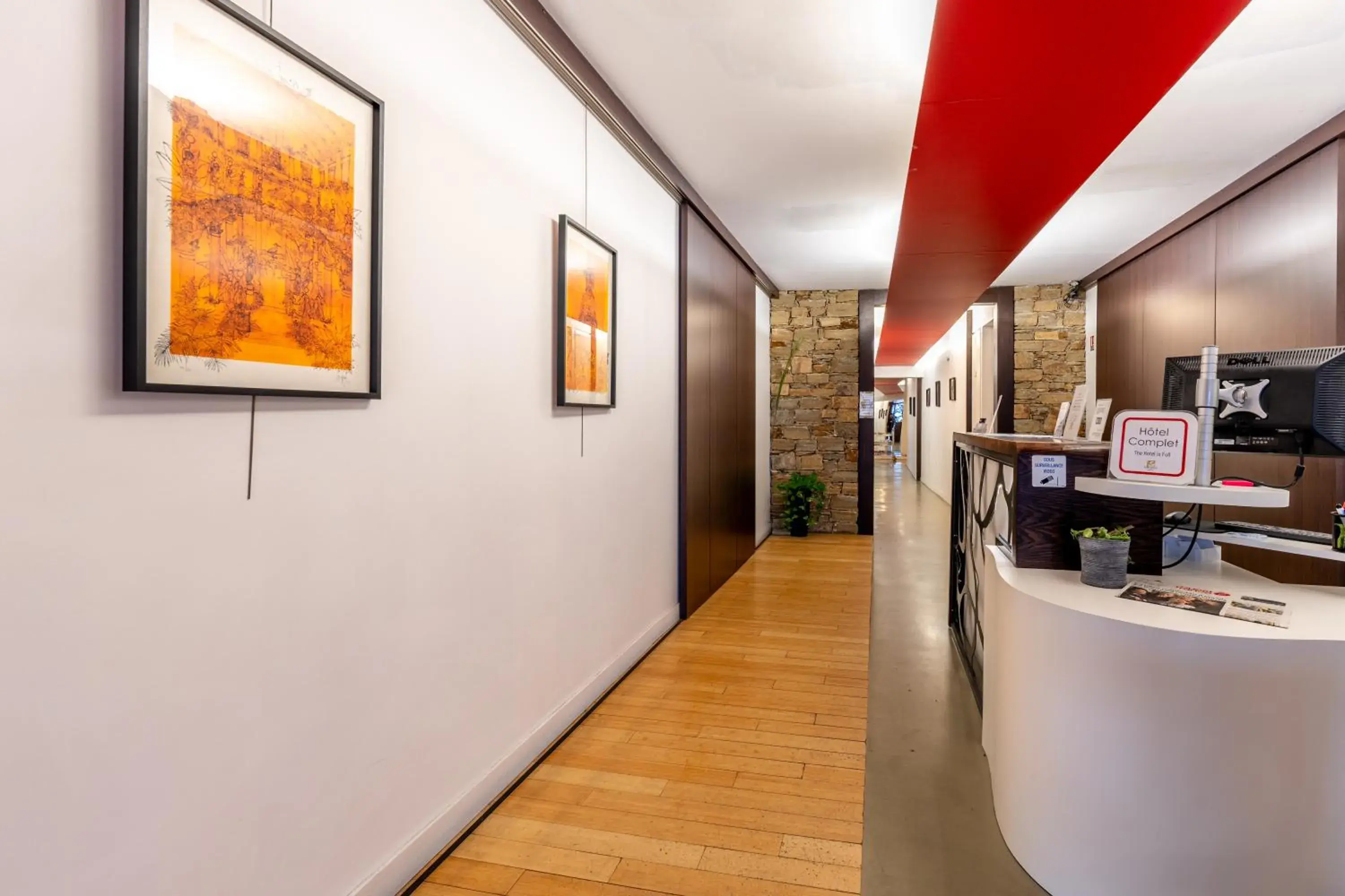 Property building in Hôtel Astoria Property building in Hôtel Astoria