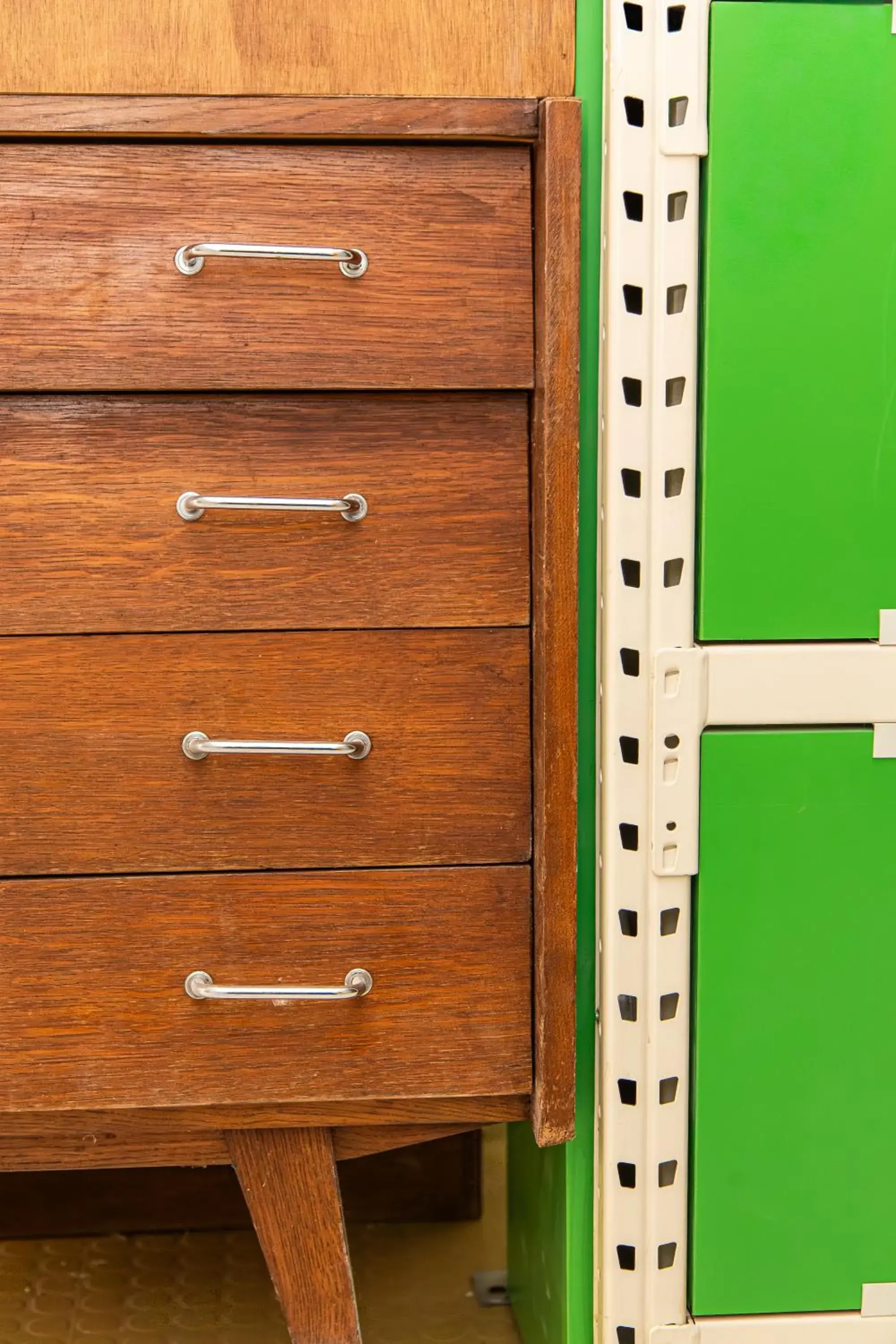 Lounge or bar in OLDEGAR Hôtel Lounge or bar in OLDEGAR Hôtel