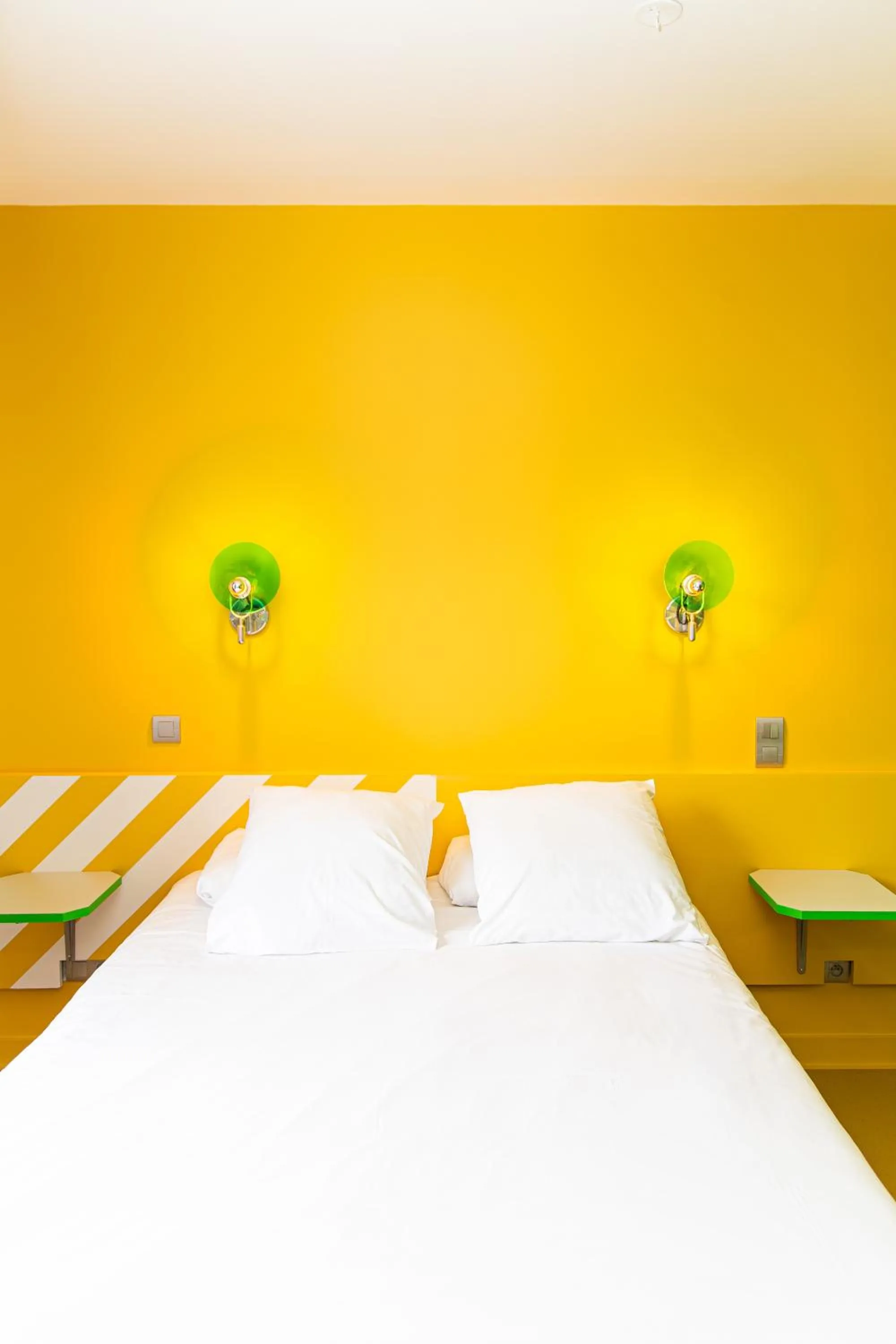 Bed in OLDEGAR Hôtel