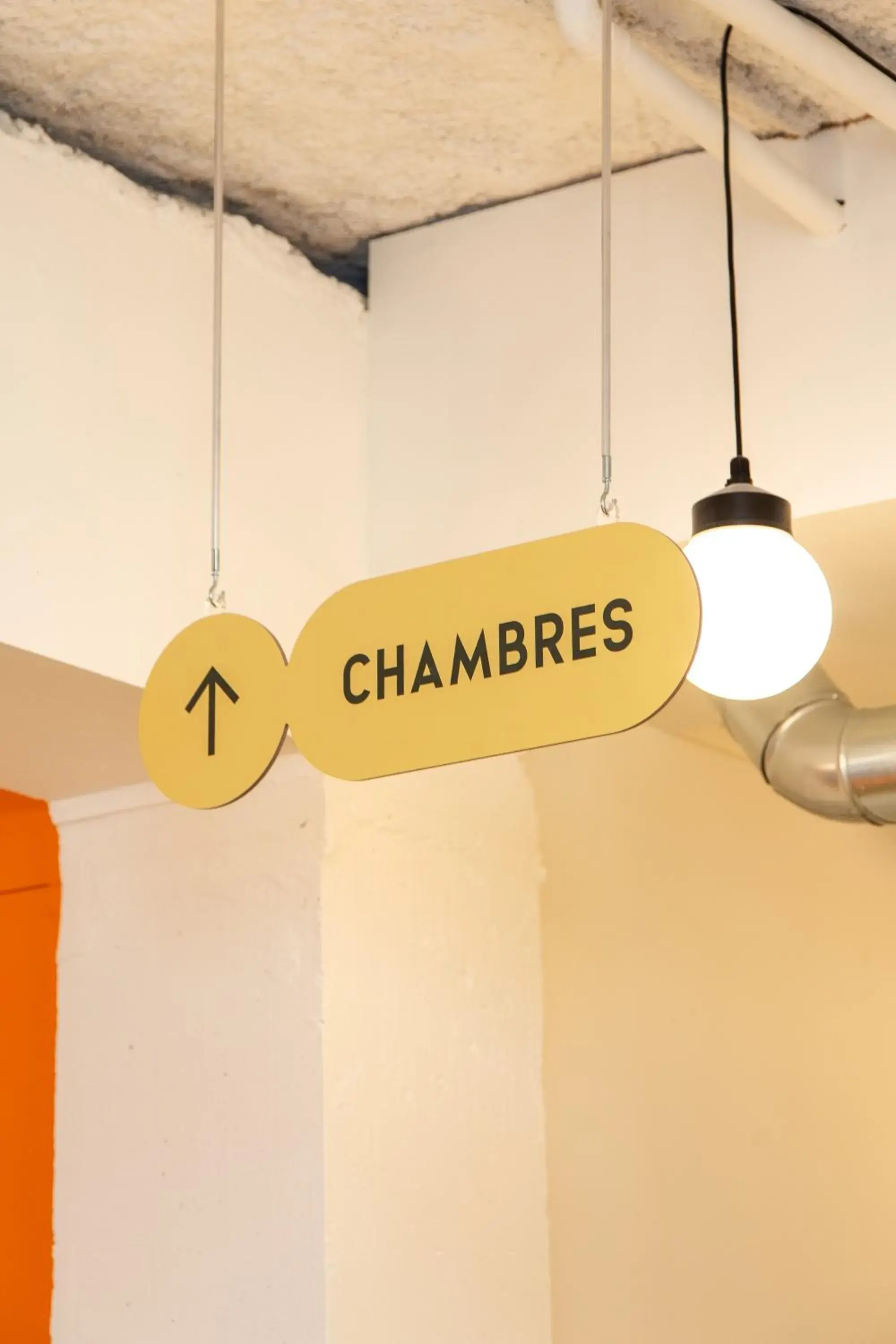 Property building in OLDEGAR Hôtel Property building in OLDEGAR Hôtel