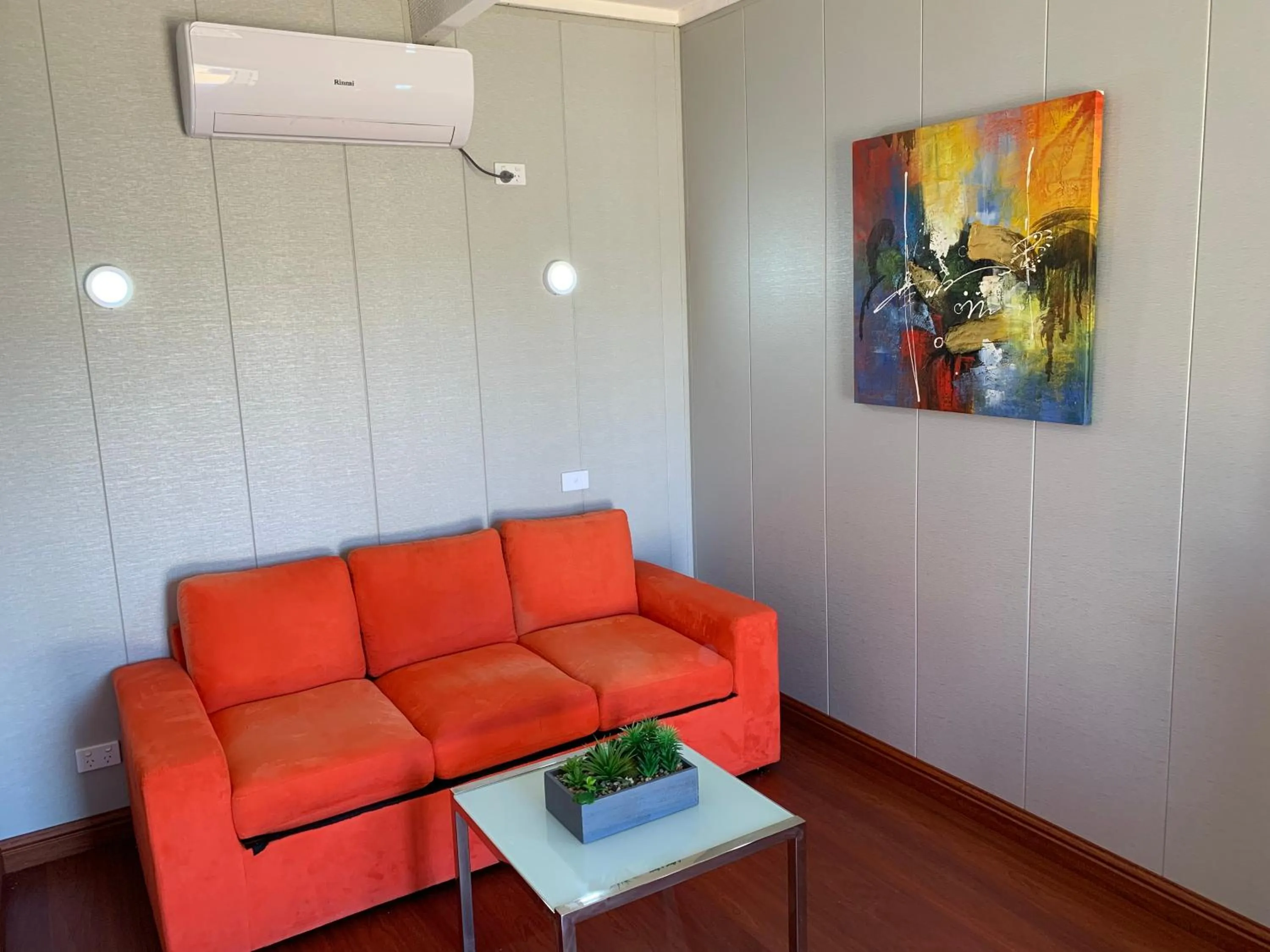 Seating area in Albion Motel Finley