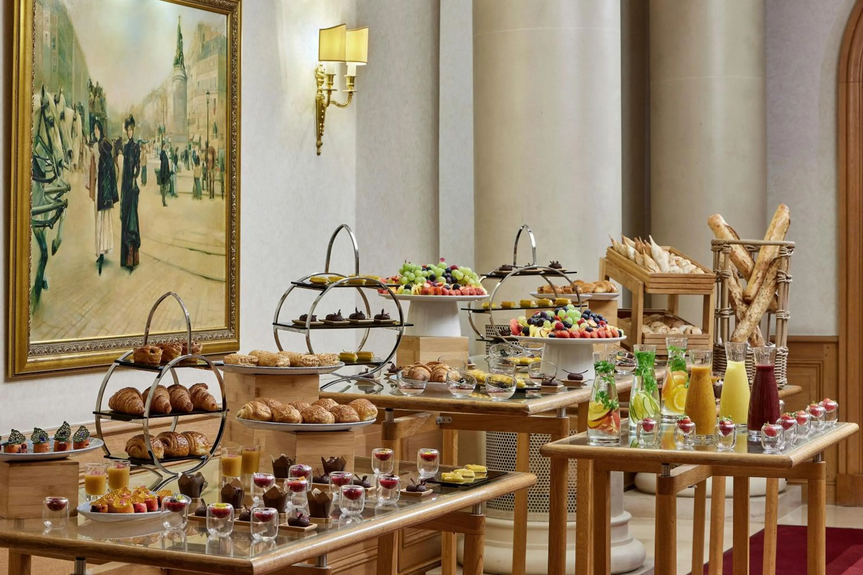 Meeting/conference room in Paris Marriott Champs Elysees Hotel