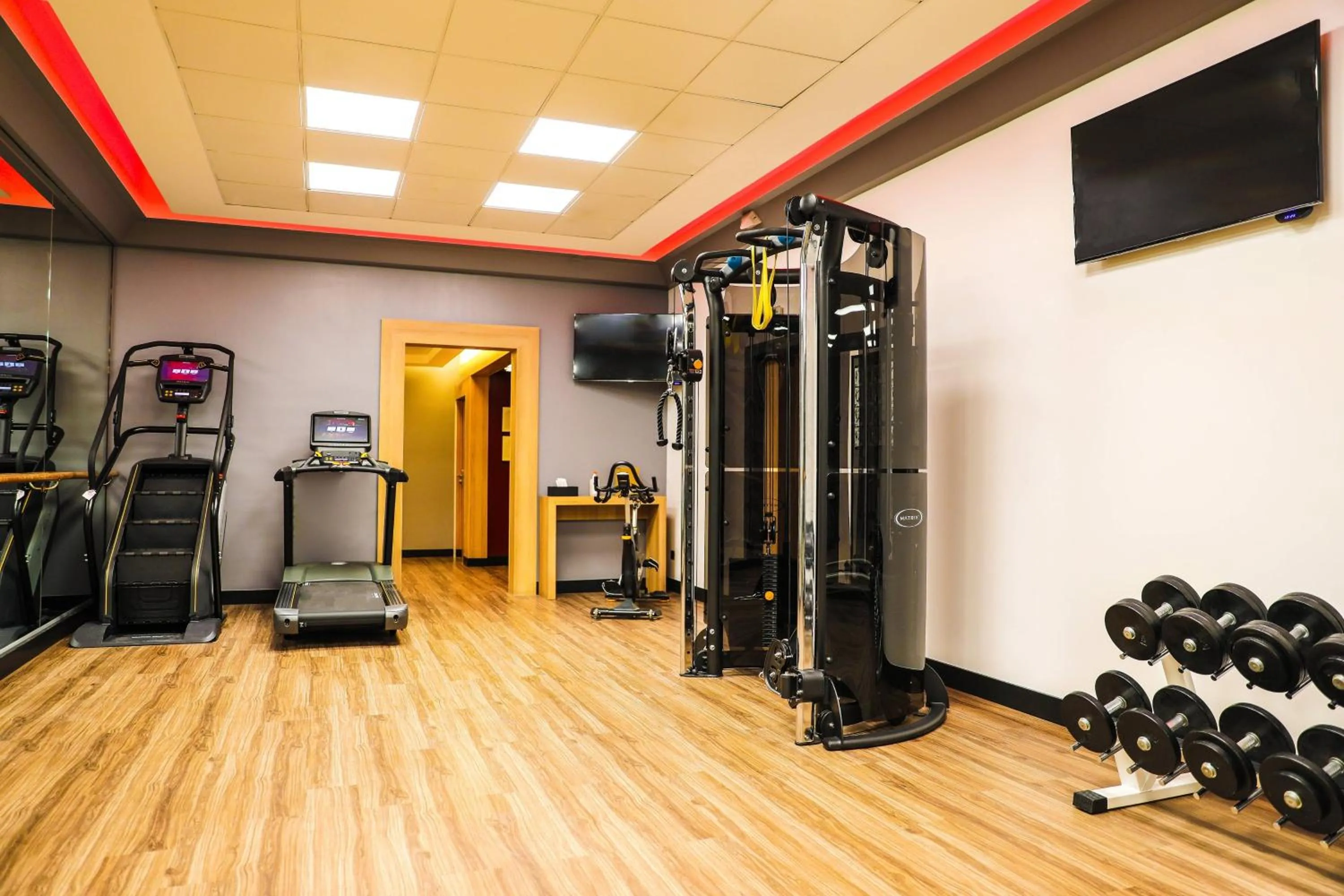 Fitness centre/facilities in Paris Marriott Champs Elysees Hotel