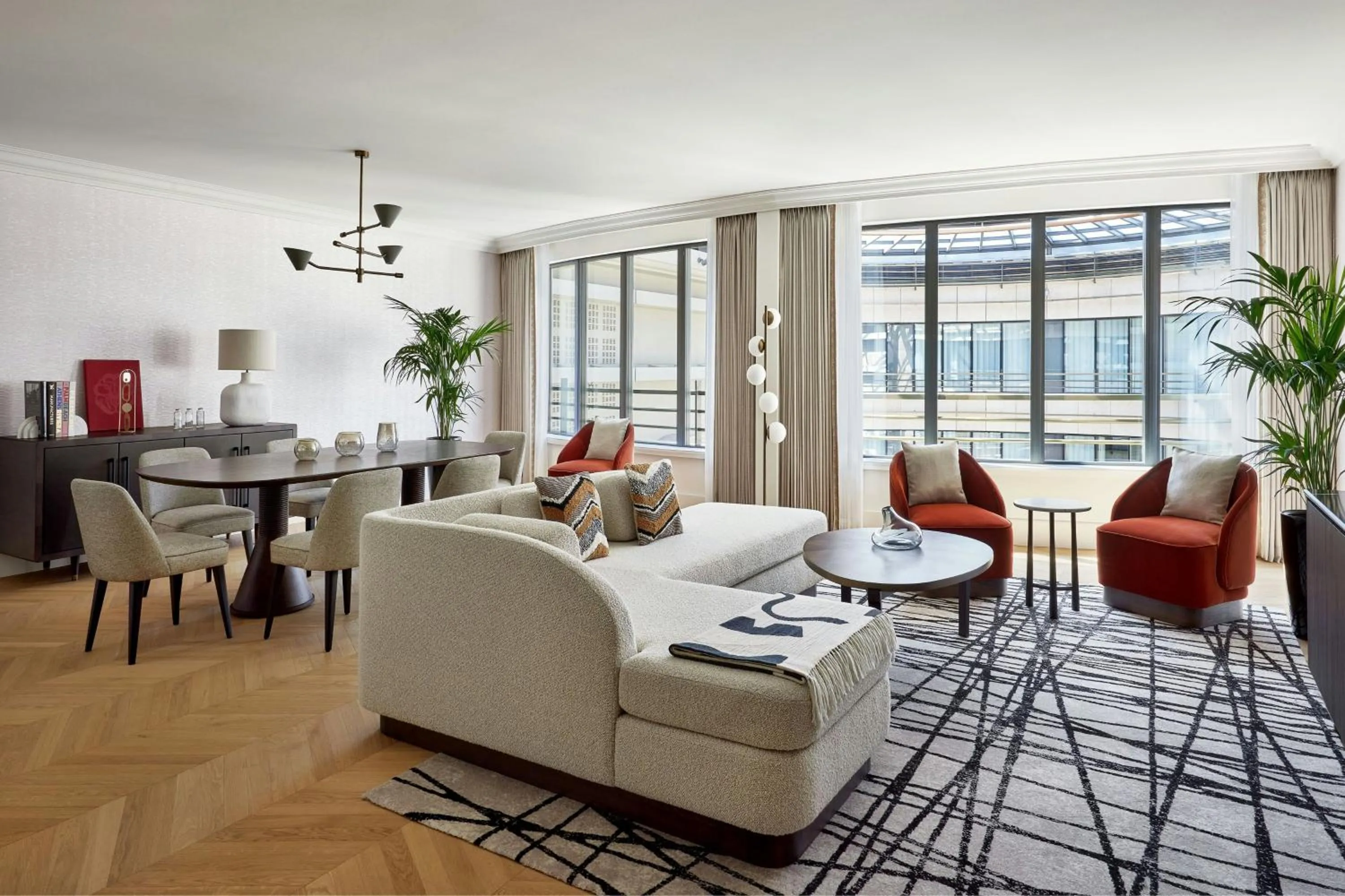 Living room in Paris Marriott Champs Elysees Hotel