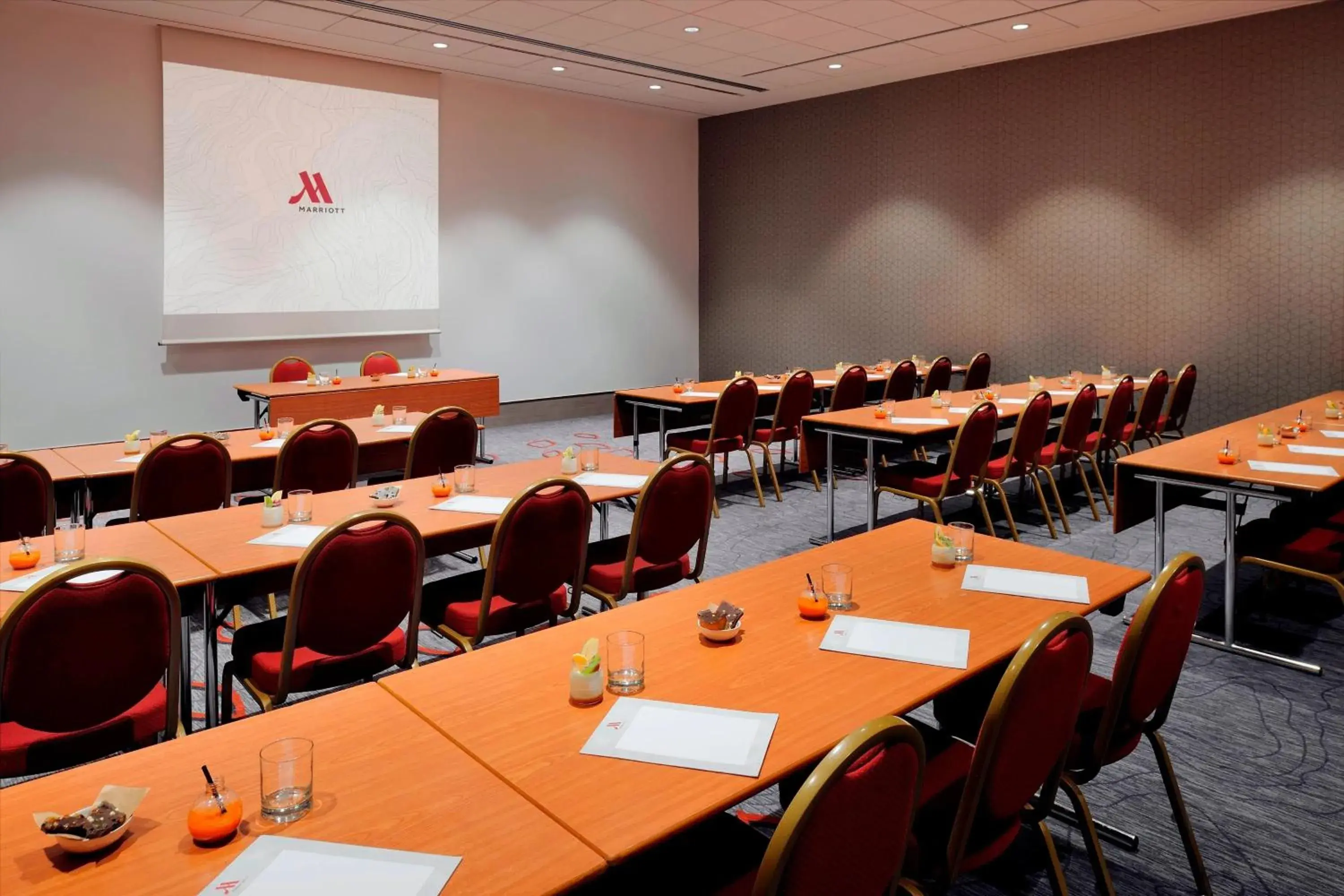 Meeting/conference room in Paris Marriott Rive Gauche Hotel & Conference Center