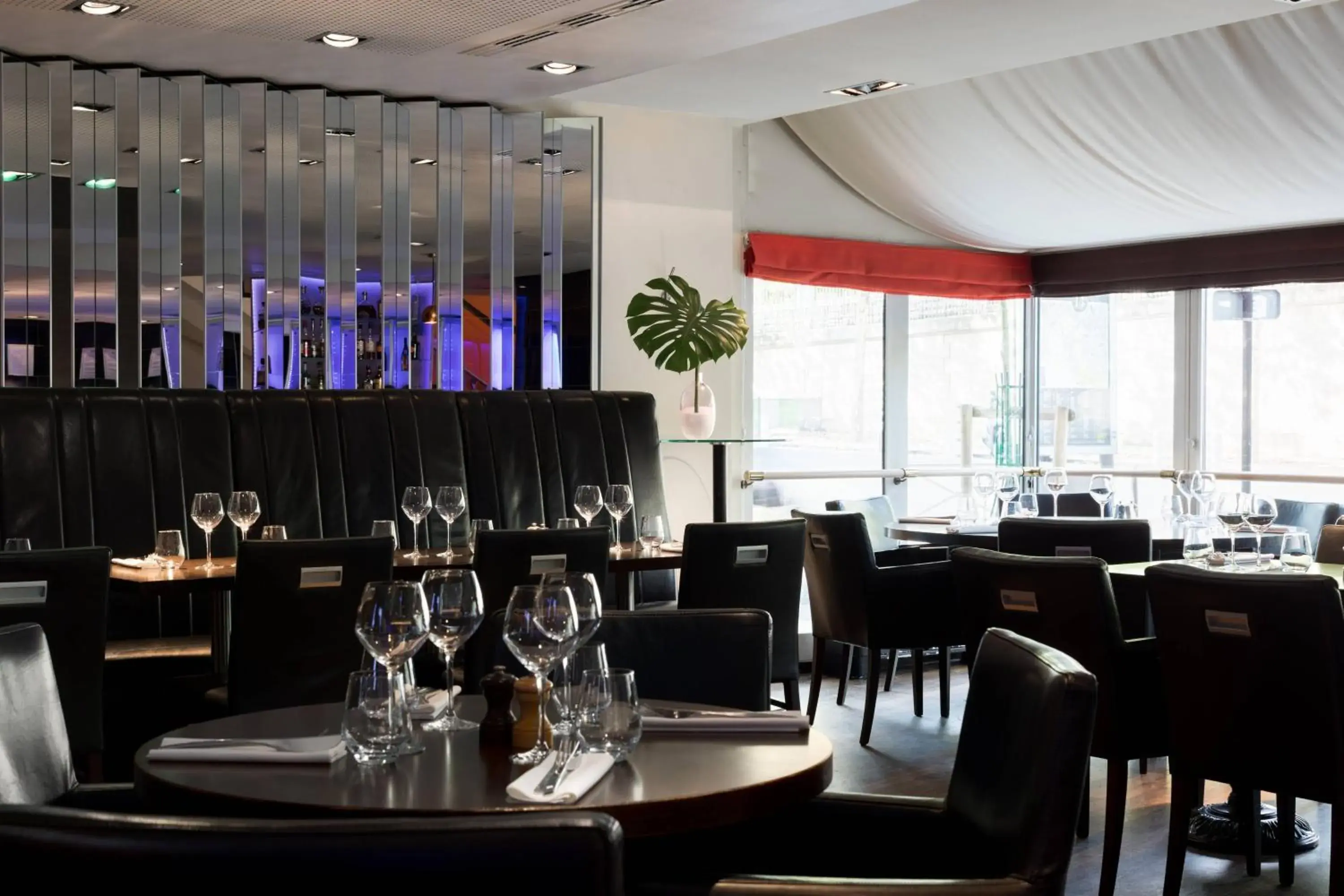 Restaurant/Places to Eat in Paris Marriott Rive Gauche Hotel & Conference Center