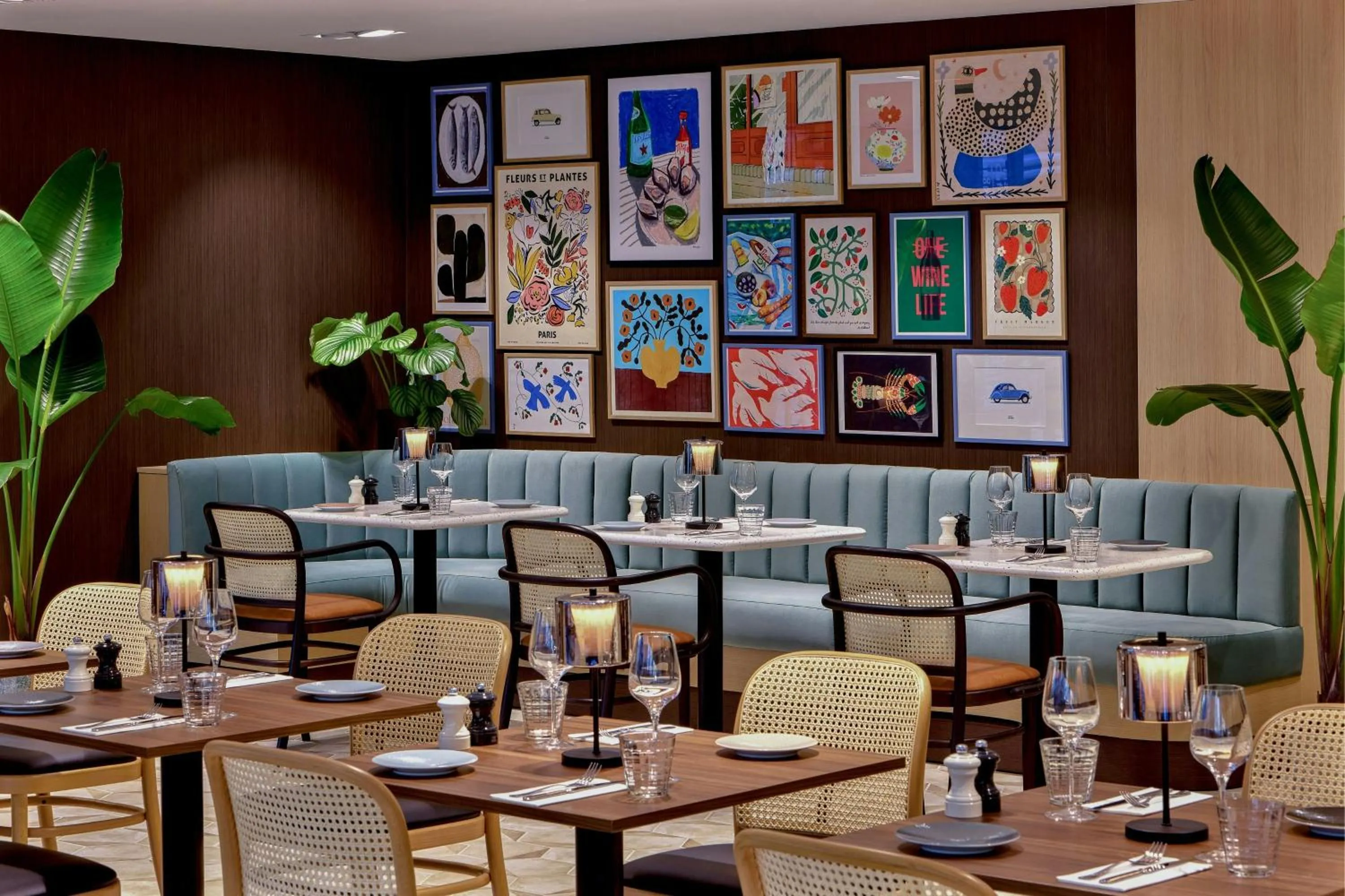 Restaurant/places to eat in Paris Marriott Rive Gauche Hotel & Conference Center