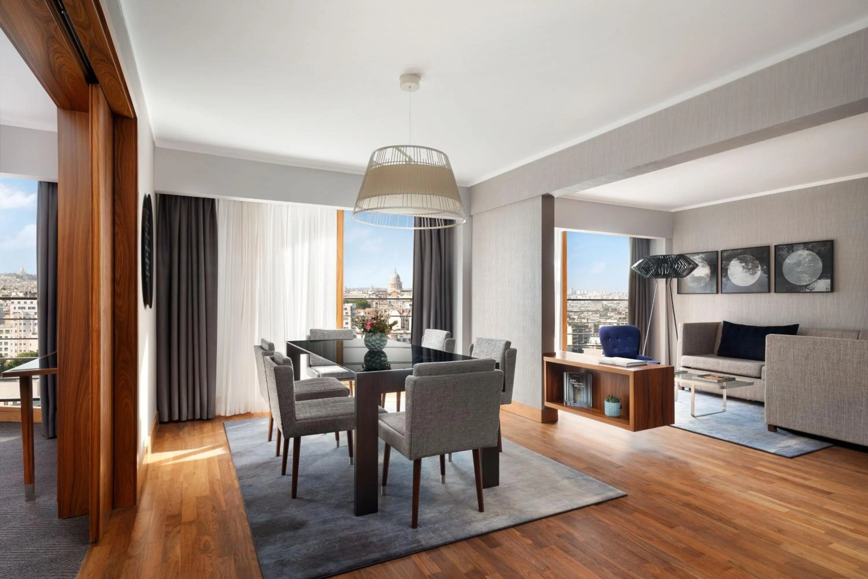 Photo of the whole room in Paris Marriott Rive Gauche Hotel & Conference Center