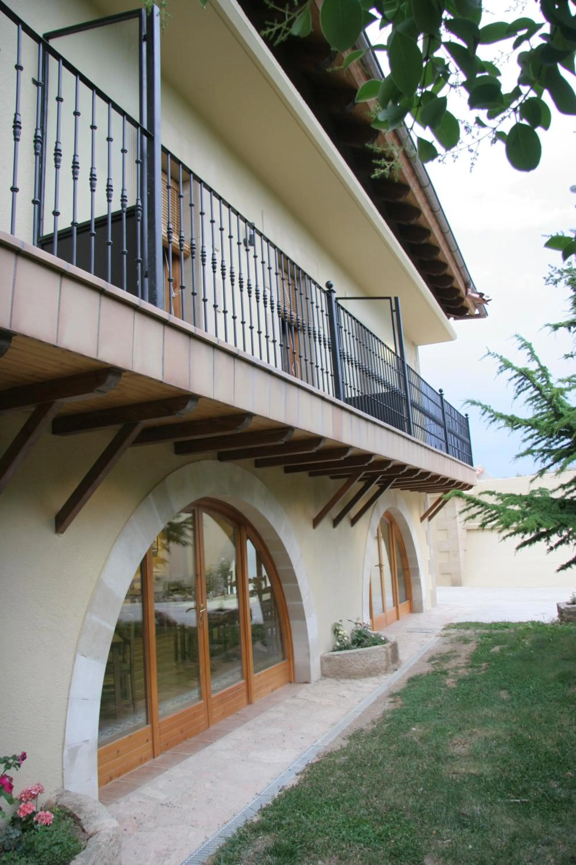 Property building in Apartamentos Cañones de Guara y Formiga