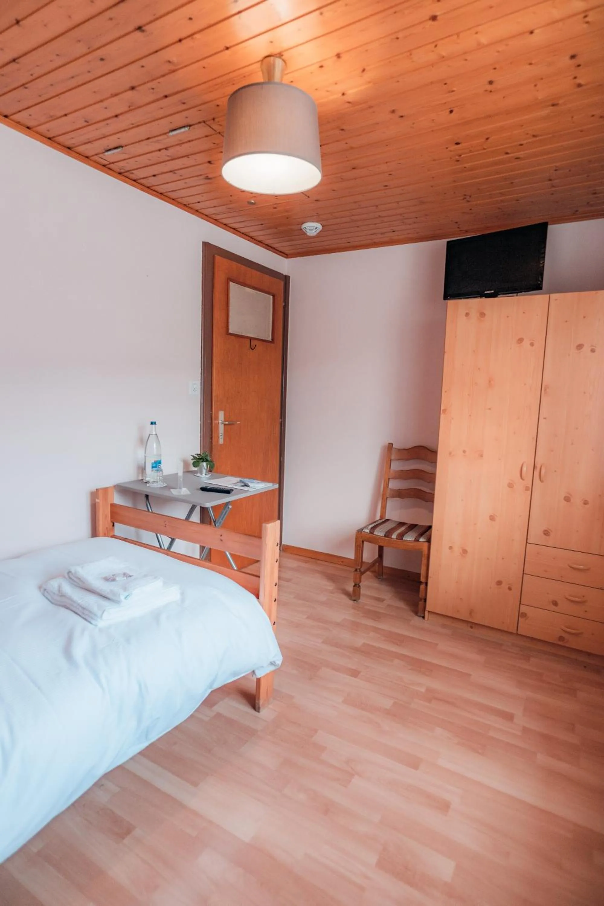 Photo of the whole room in Relais Fleuri