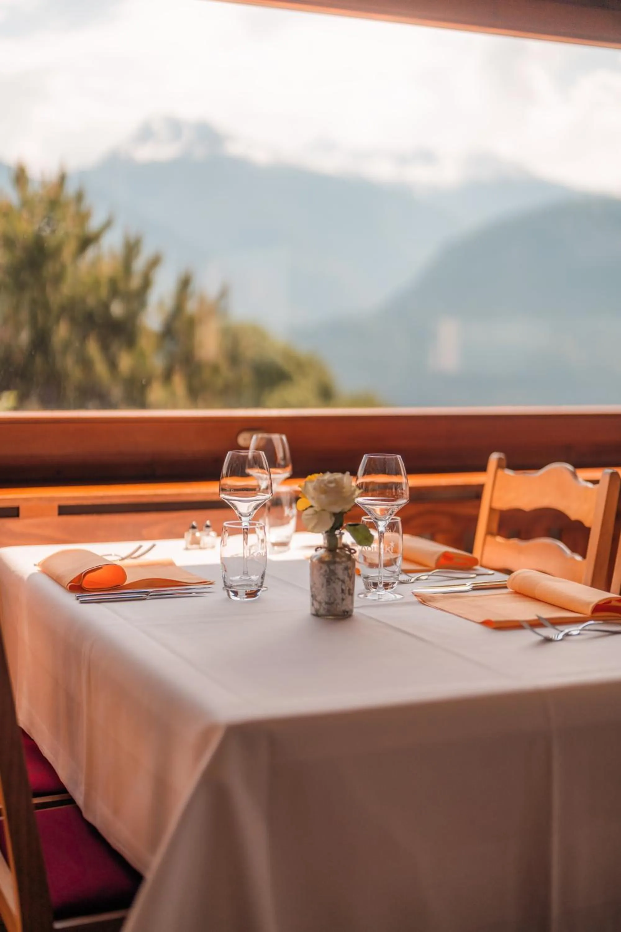 Restaurant/places to eat in Relais Fleuri