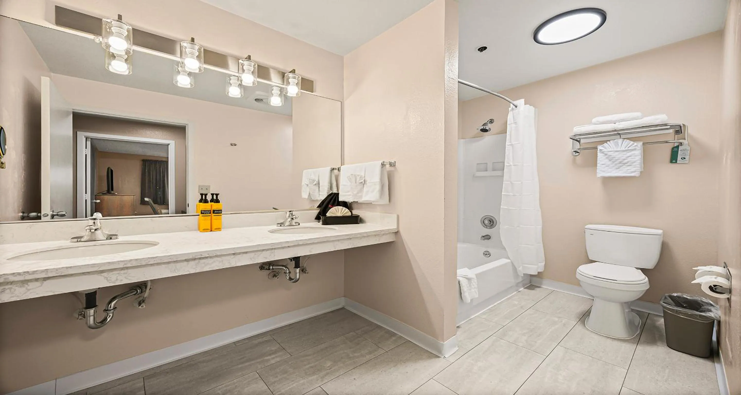 Bathroom in Best Western Plus Orchid Hotel & Suites