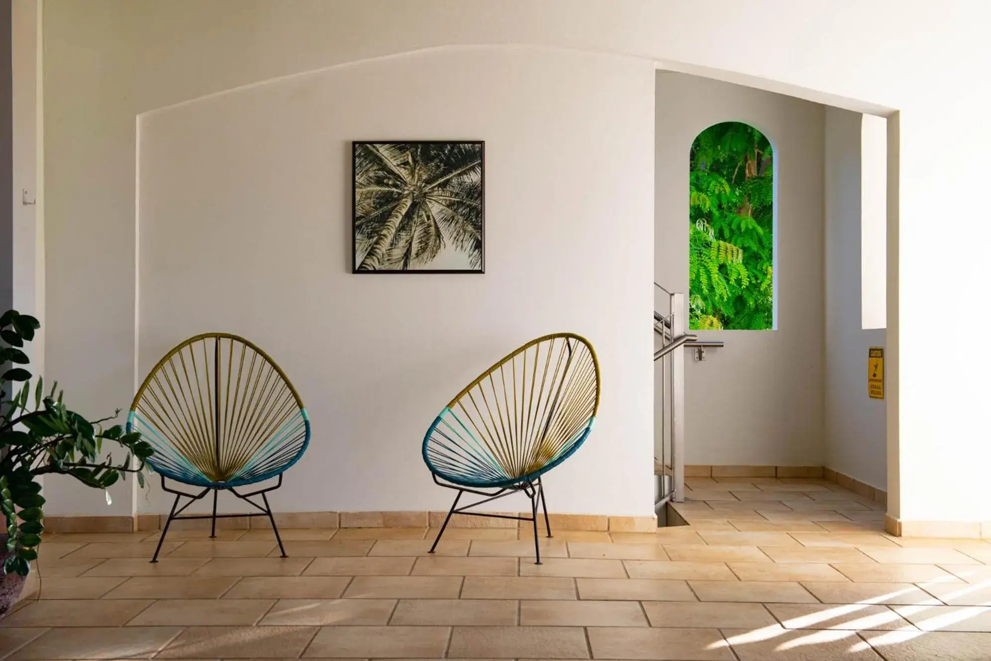 Property building in Lazy Parrot Inn Property building in Lazy Parrot Inn