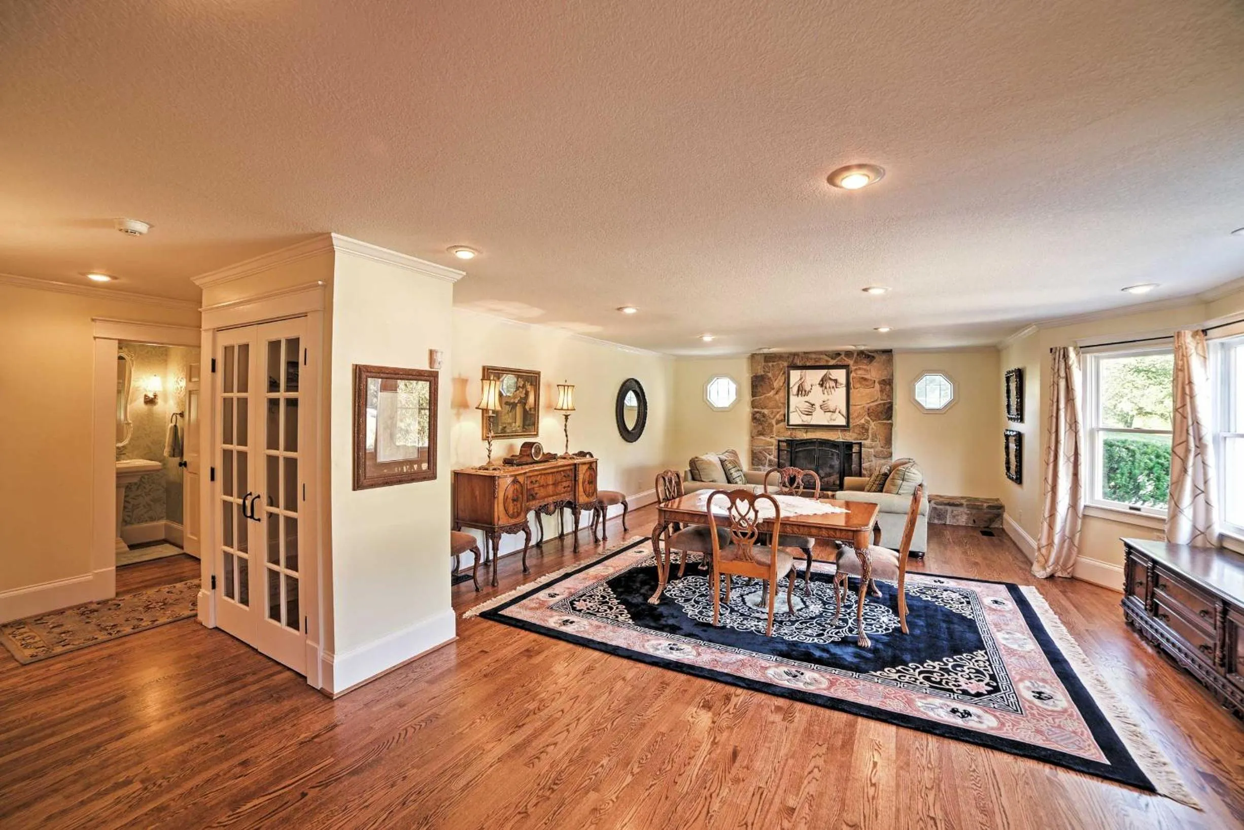 Spacious and Stunning Cleveland Getaway on 1 Acre