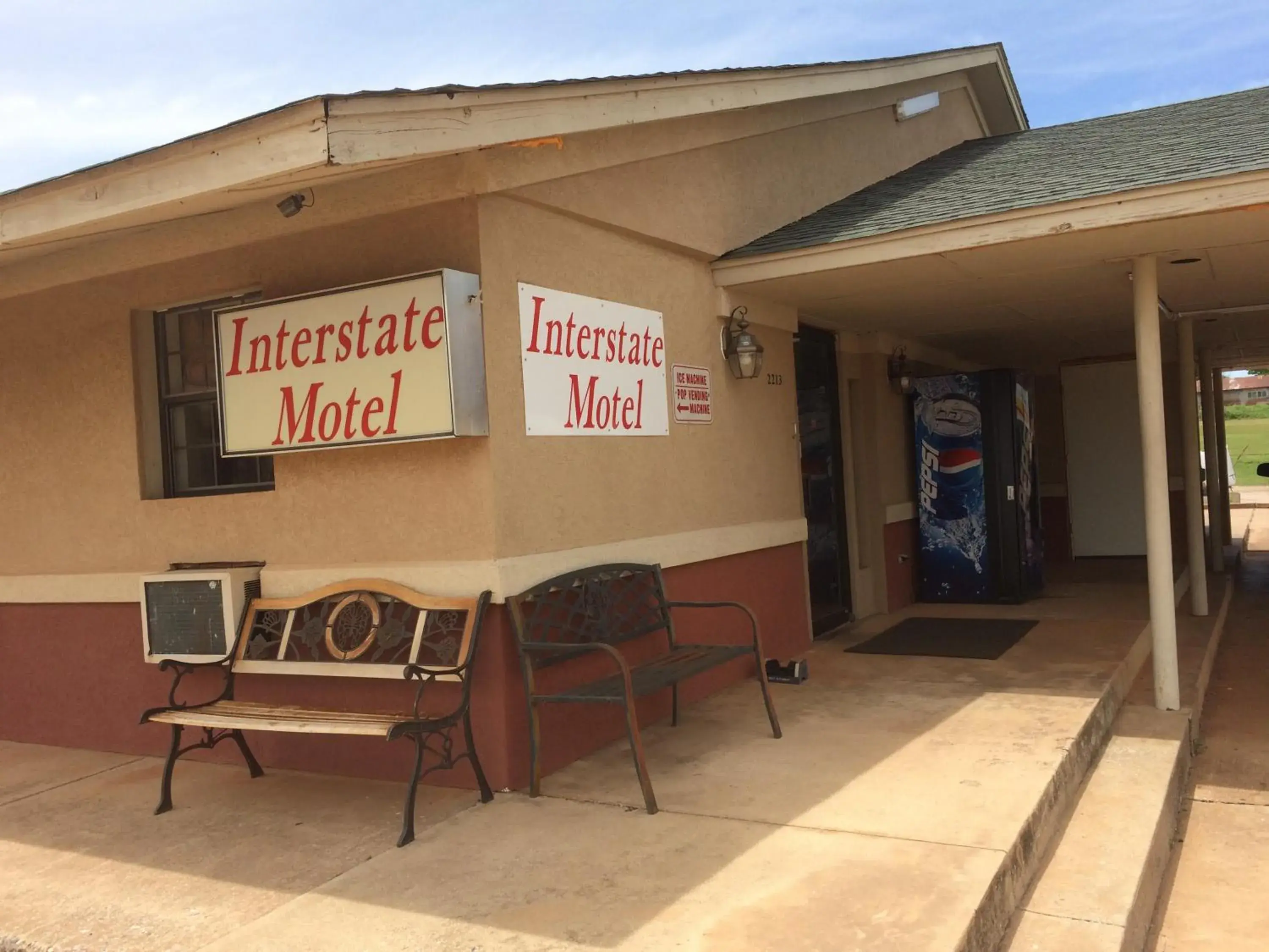 Interstate Motel Interstate Motel