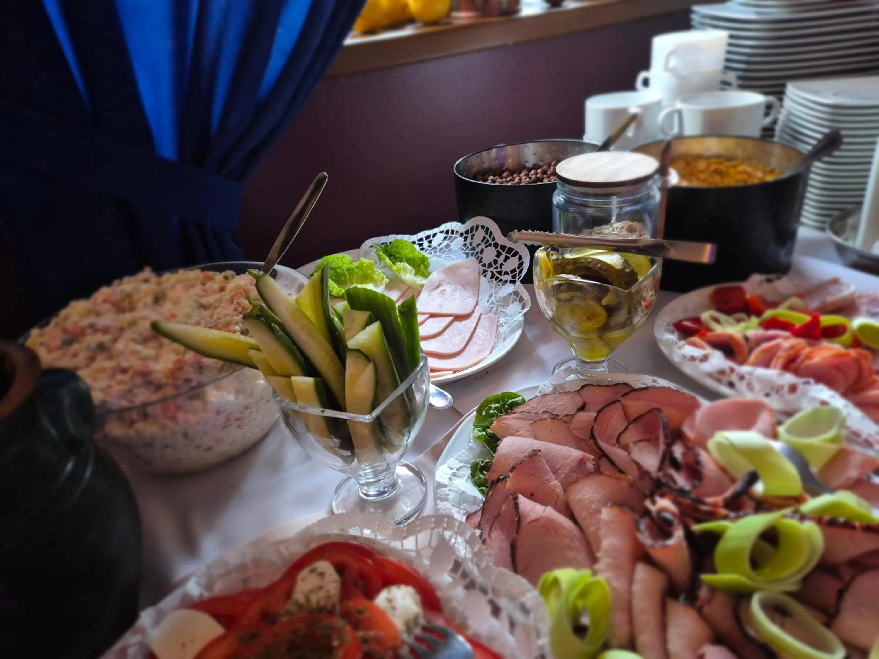 Restaurant/places to eat in Rezydencja Izabella