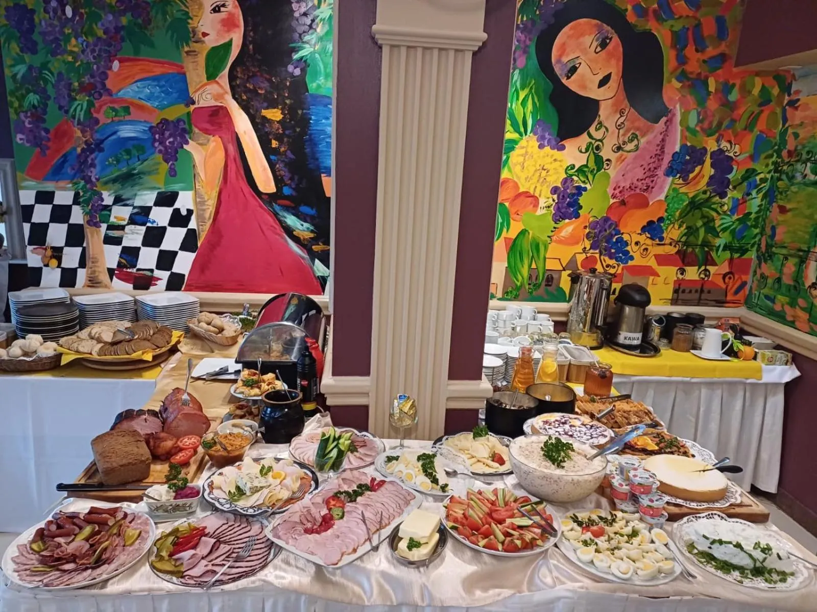 Restaurant/places to eat in Rezydencja Izabella