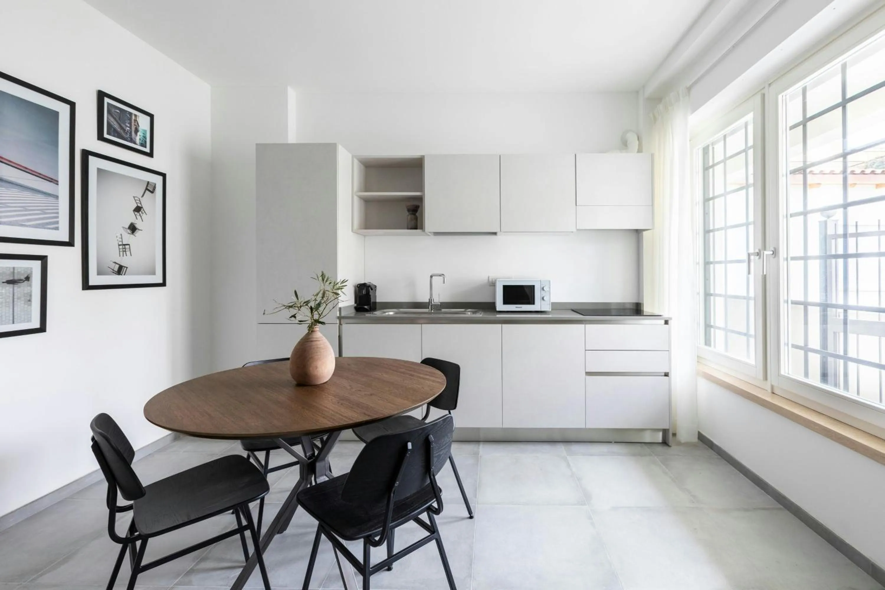 Kitchen or kitchenette in Sonder by Marriott Bonvoy San Lorenzo Apartments