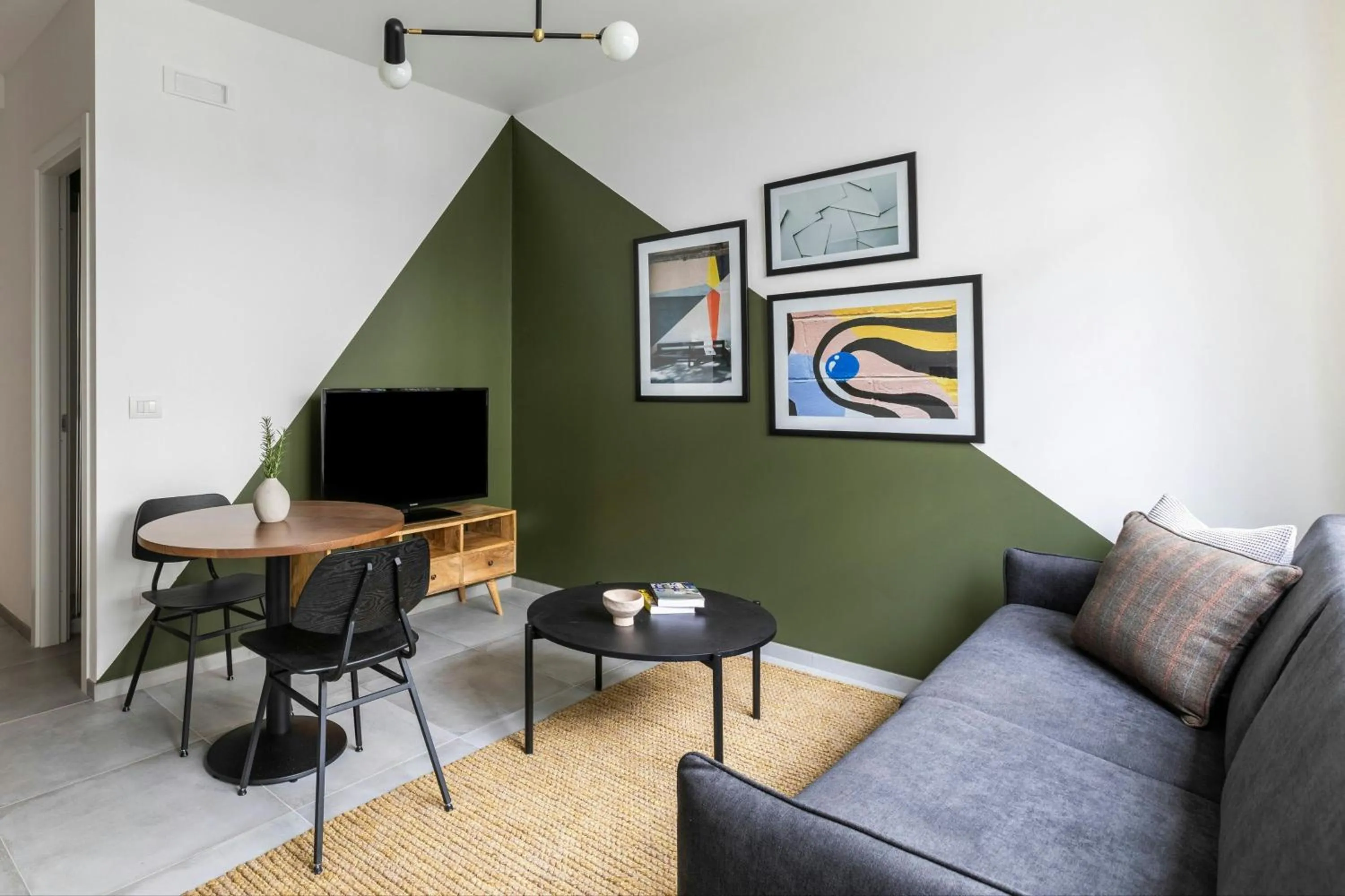 Living room in Sonder by Marriott Bonvoy San Lorenzo Apartments