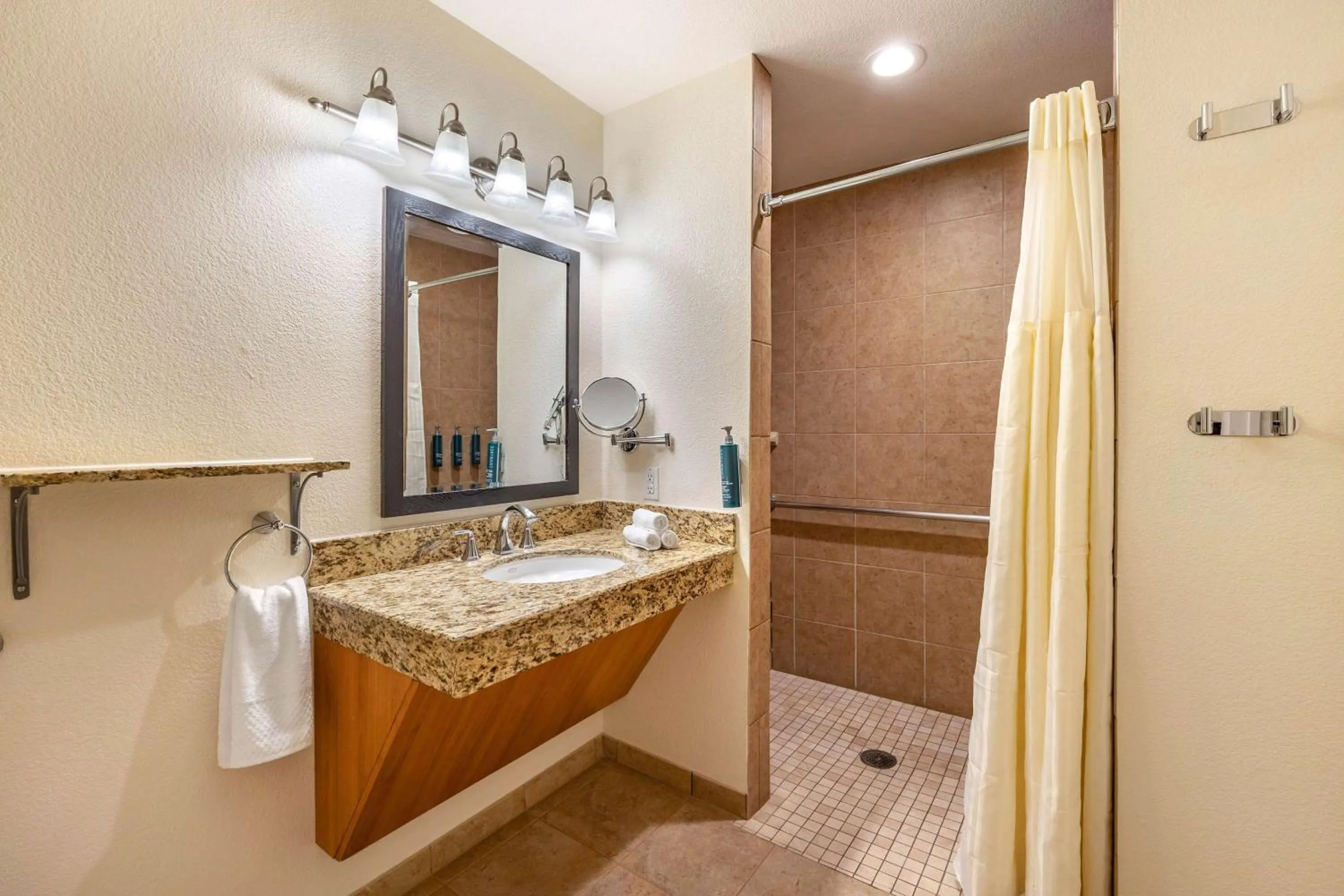 Bathroom in Hilton Vacation Club Desert Retreat Las Vegas