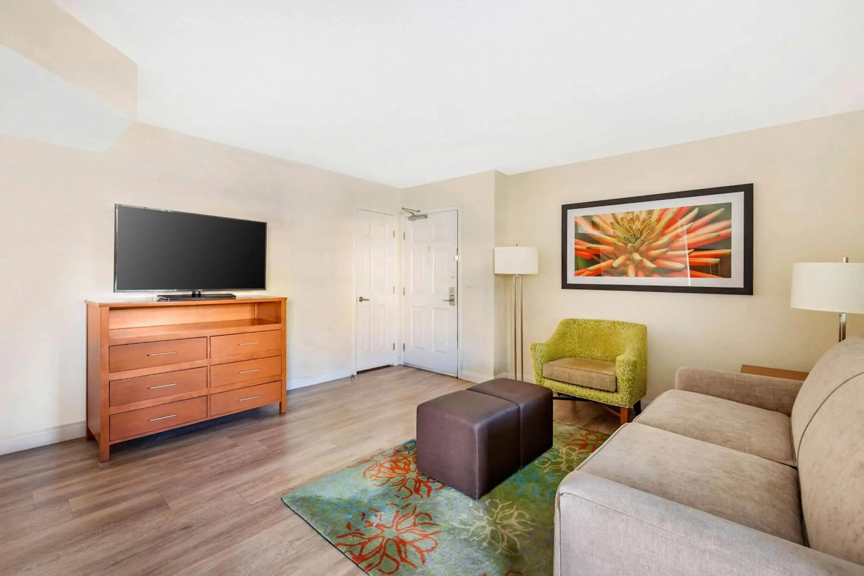 Living room in Hilton Vacation Club Desert Retreat Las Vegas Living room in Hilton Vacation Club Desert Retreat Las Vegas