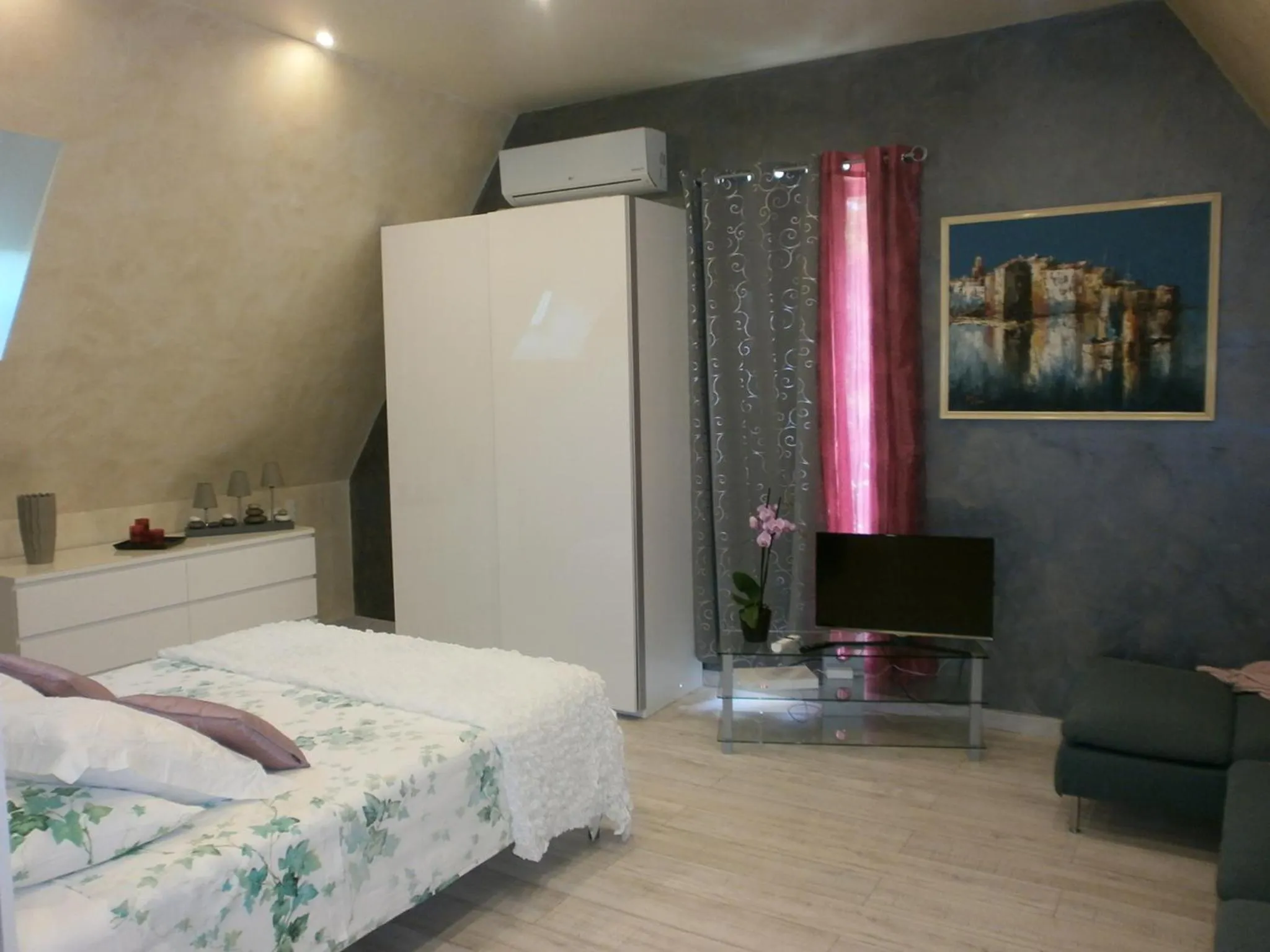 Bedroom in Au Mas de Gamet