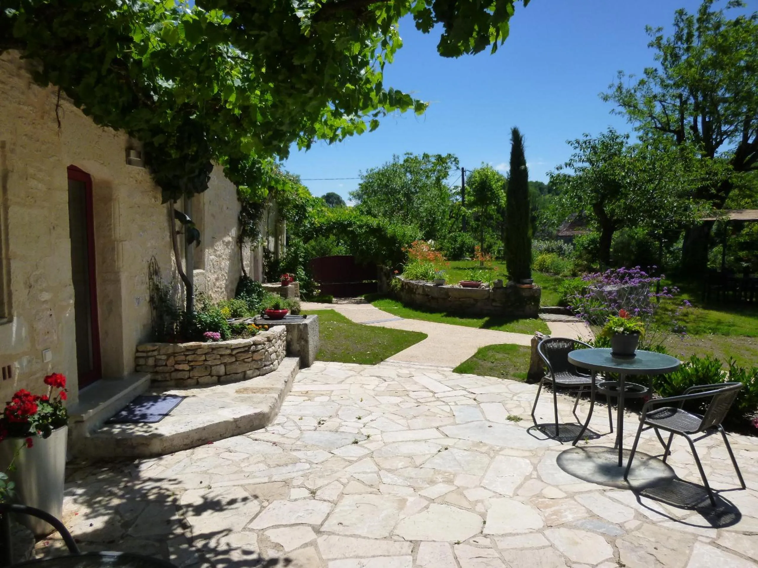 Facade/entrance in Au Mas de Gamet