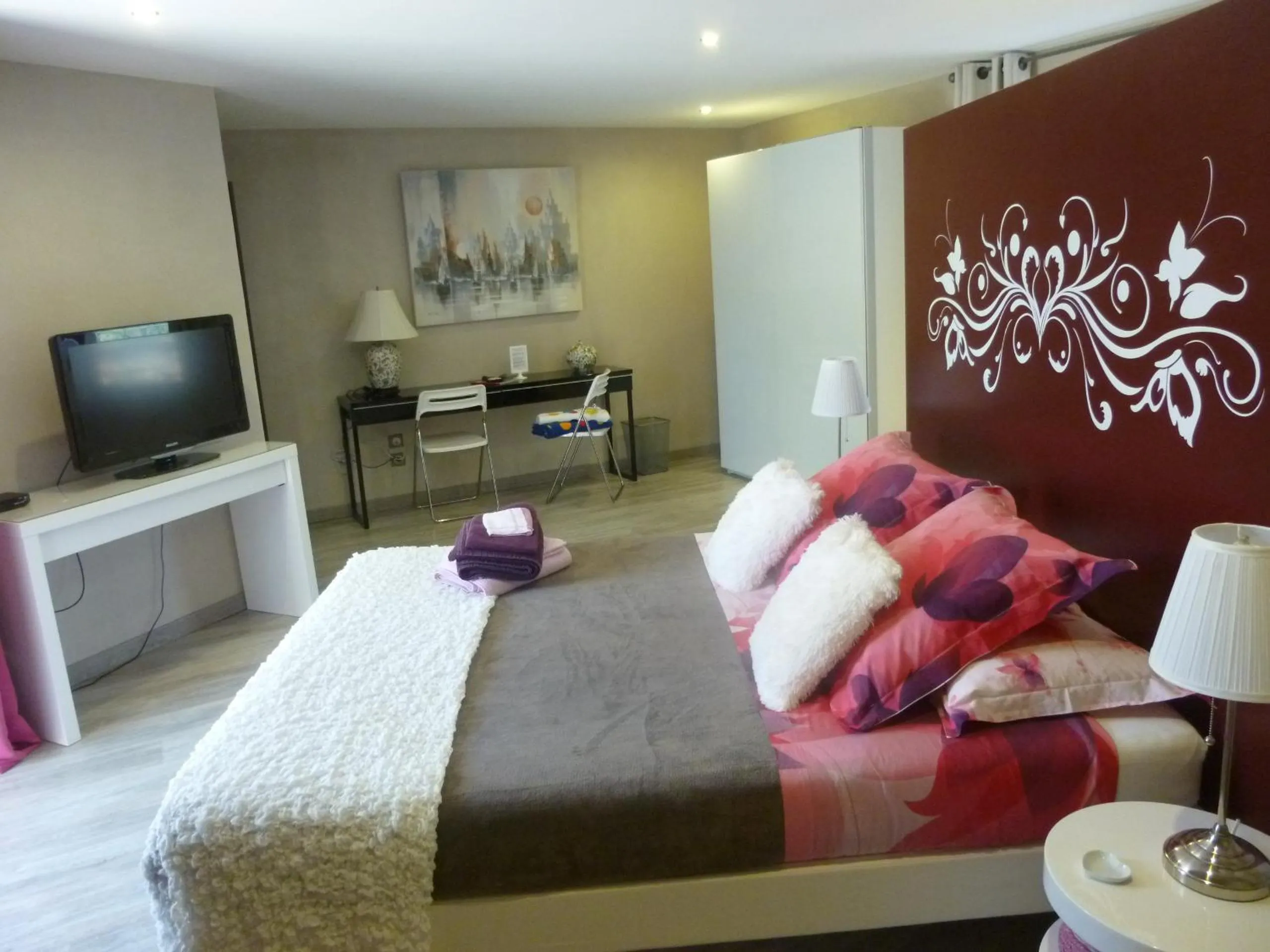 Bedroom in Au Mas de Gamet