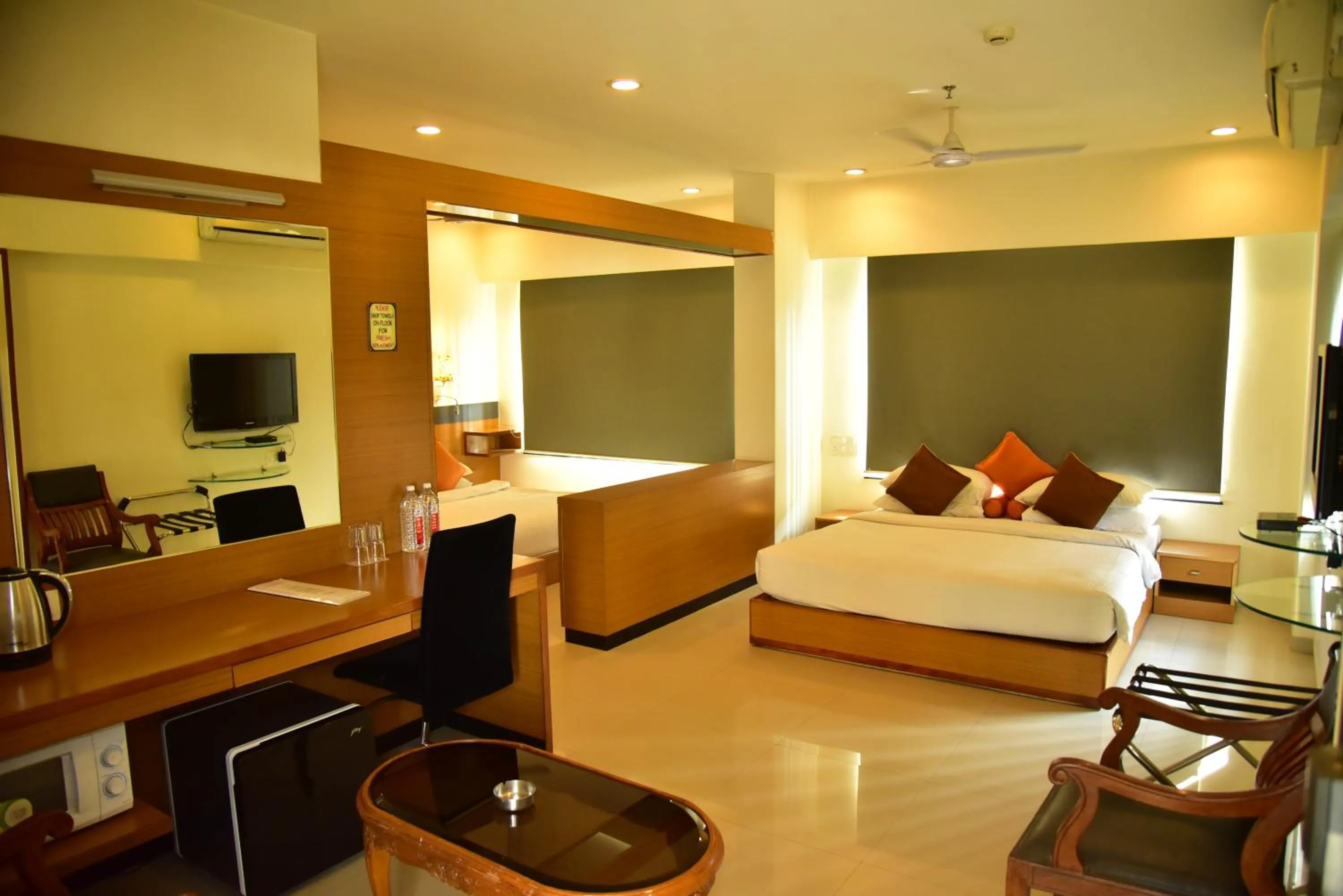 Bed in Hi 5 Hotel & Experience