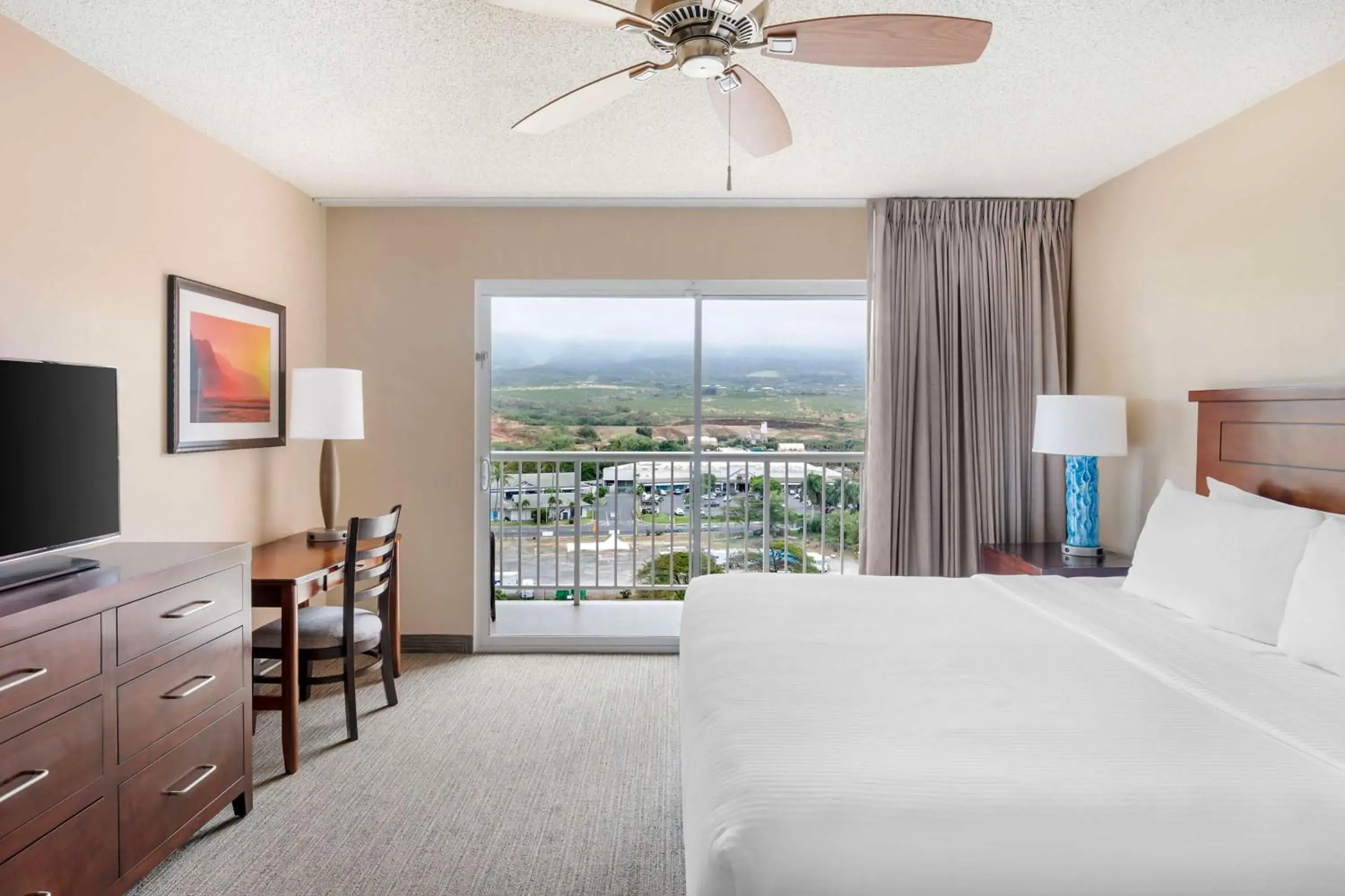 Bed in Hilton Vacation Club Ka'anapali Beach Maui Bed in Hilton Vacation Club Ka'anapali Beach Maui