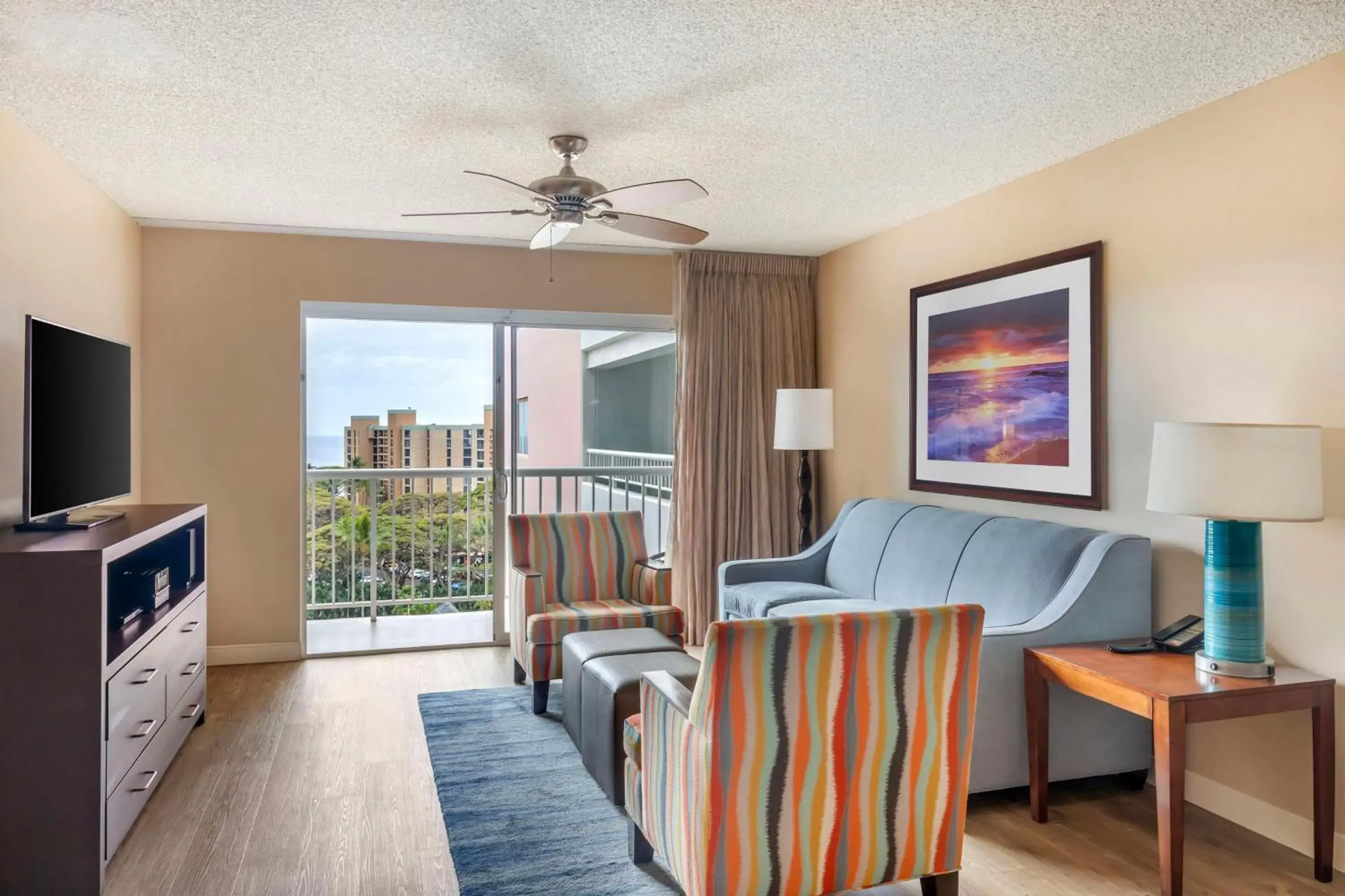 One-Bedroom King Suite with Bath Tub and Partial Ocean View - Mobility Accessible in Hilton Vacation Club Ka'anapali Beach Maui One-Bedroom King Suite with Bath Tub and Partial Ocean View - Mobility Accessible in Hilton Vacation Club Ka'anapali Beach Maui