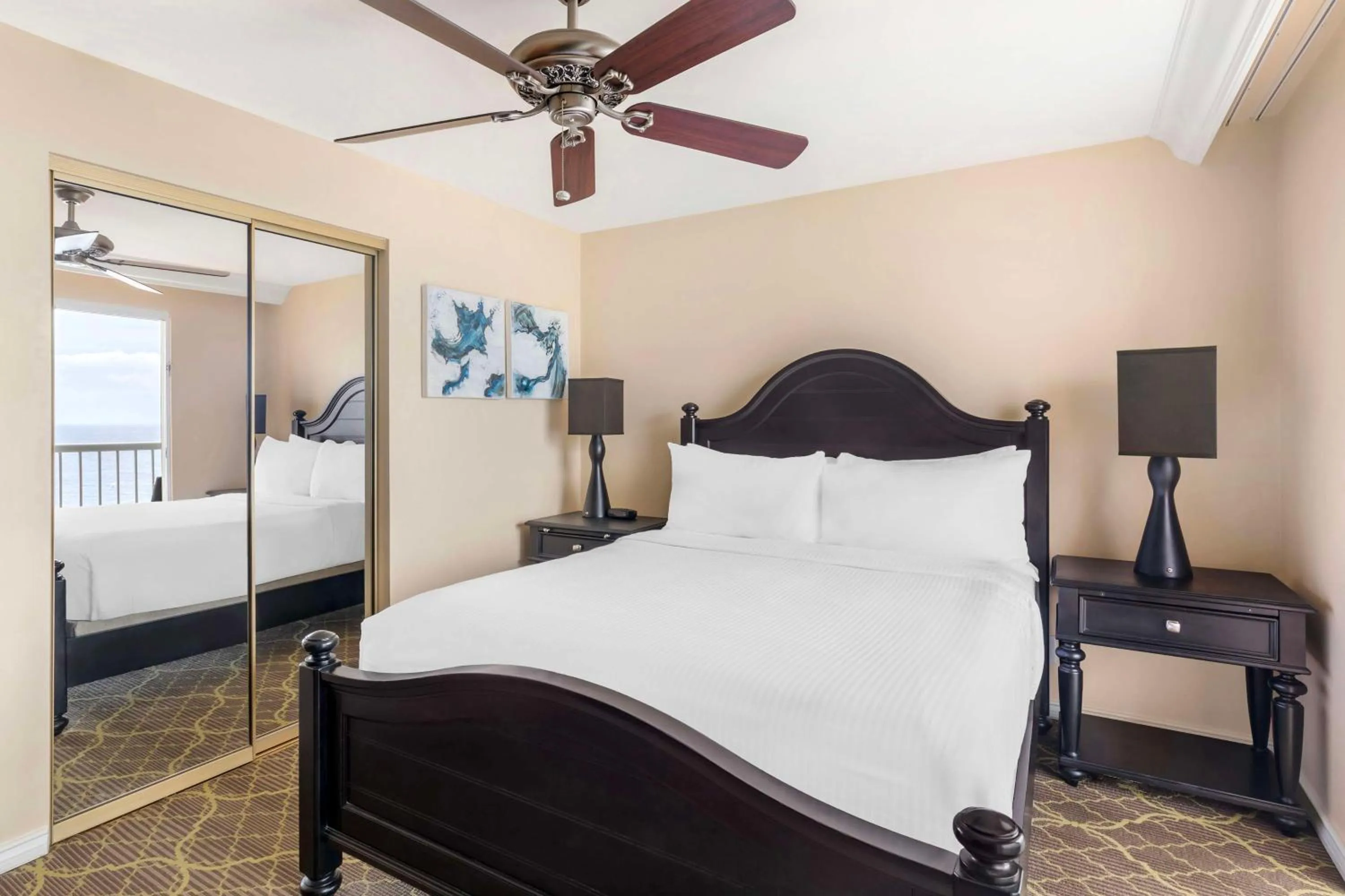 Bed in Hilton Vacation Club Ka'anapali Beach Maui