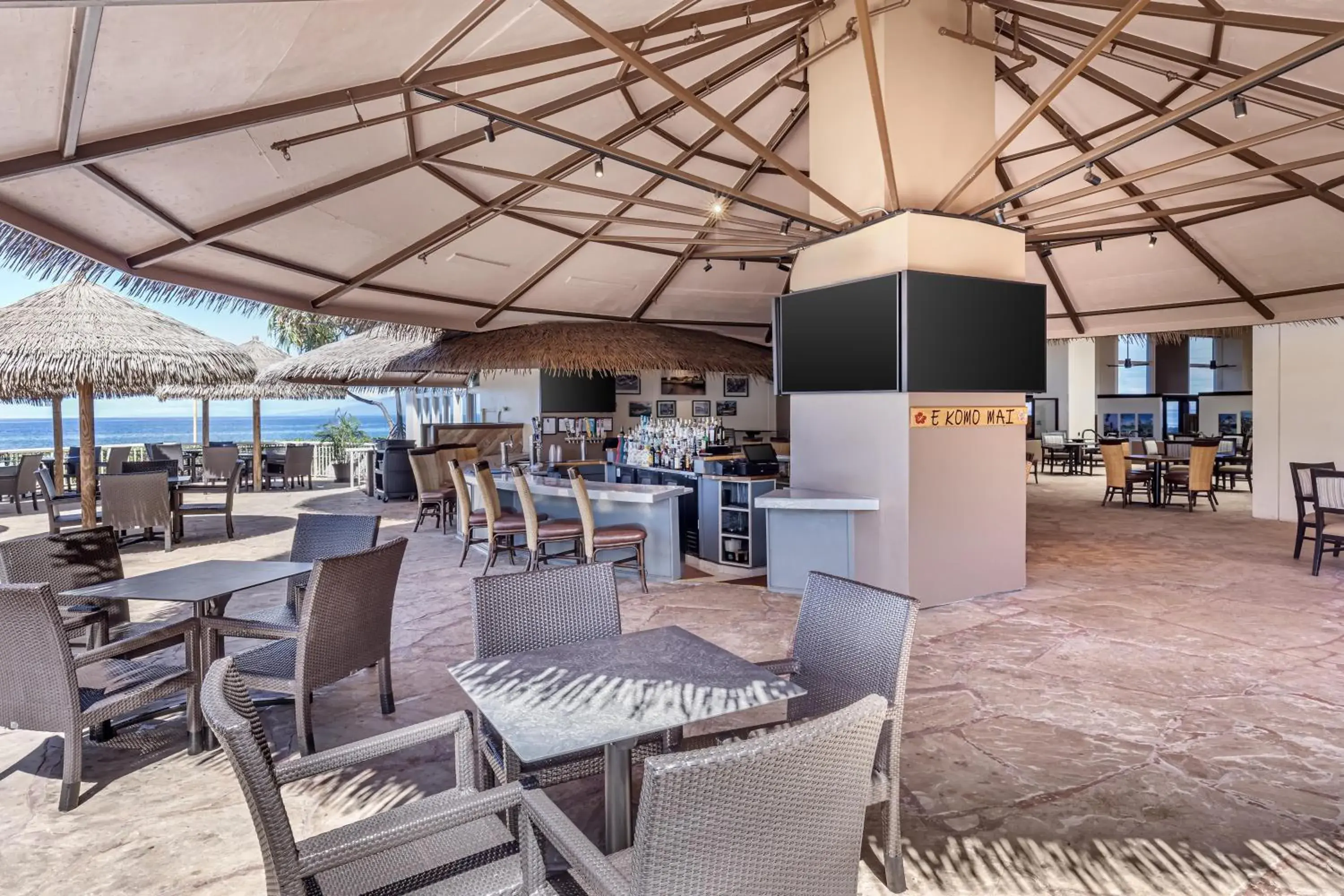 Lounge or bar in Hilton Vacation Club Ka'anapali Beach Maui Lounge or bar in Hilton Vacation Club Ka'anapali Beach Maui