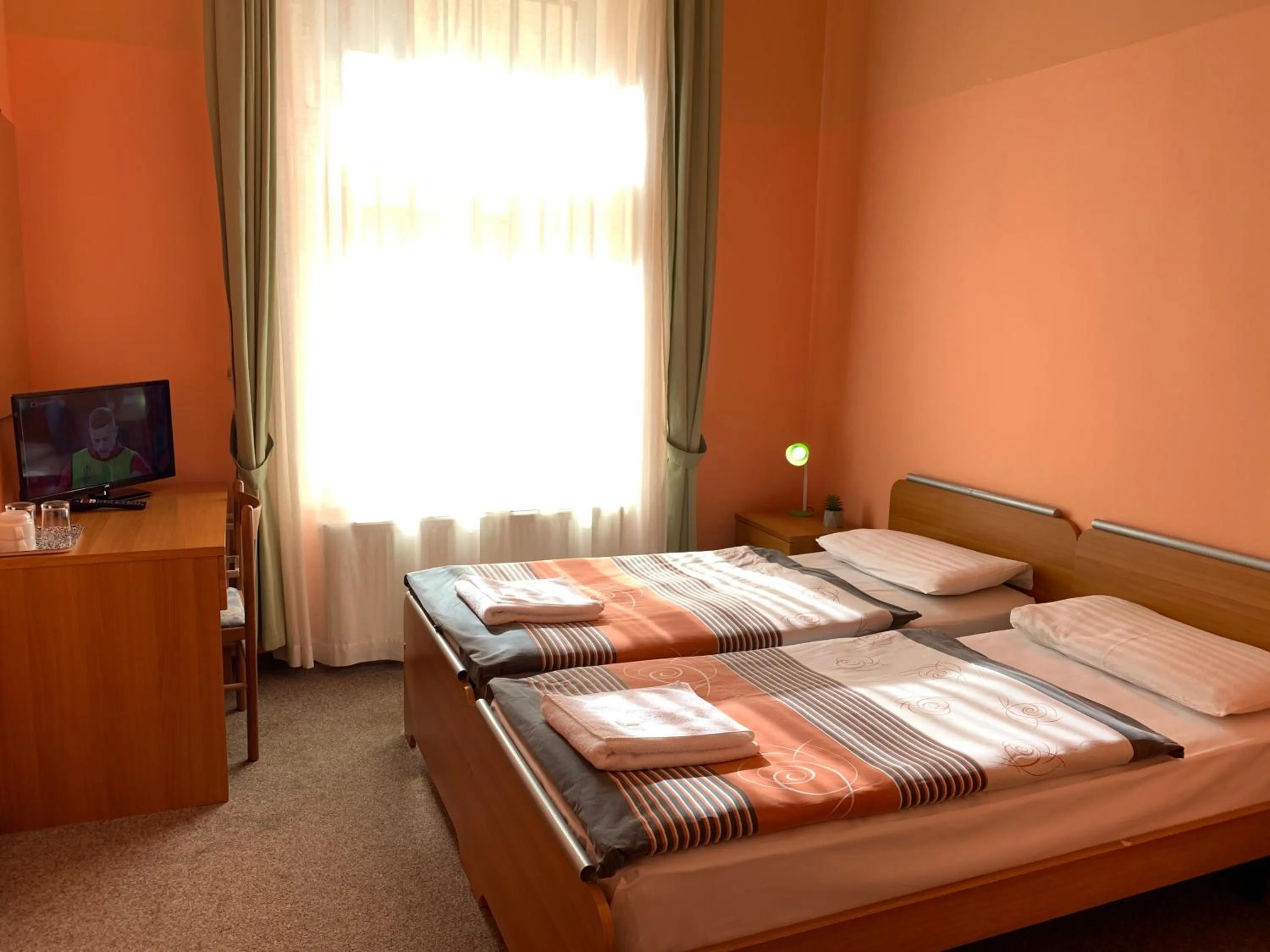 Bedroom, Bed in Pension City Center