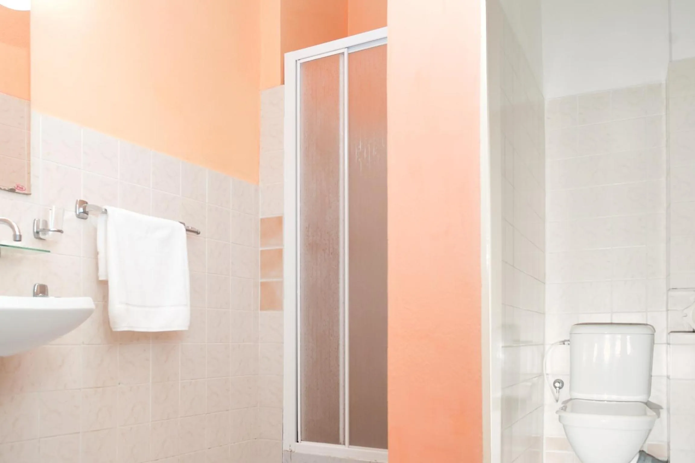 Bathroom in Pension City Center