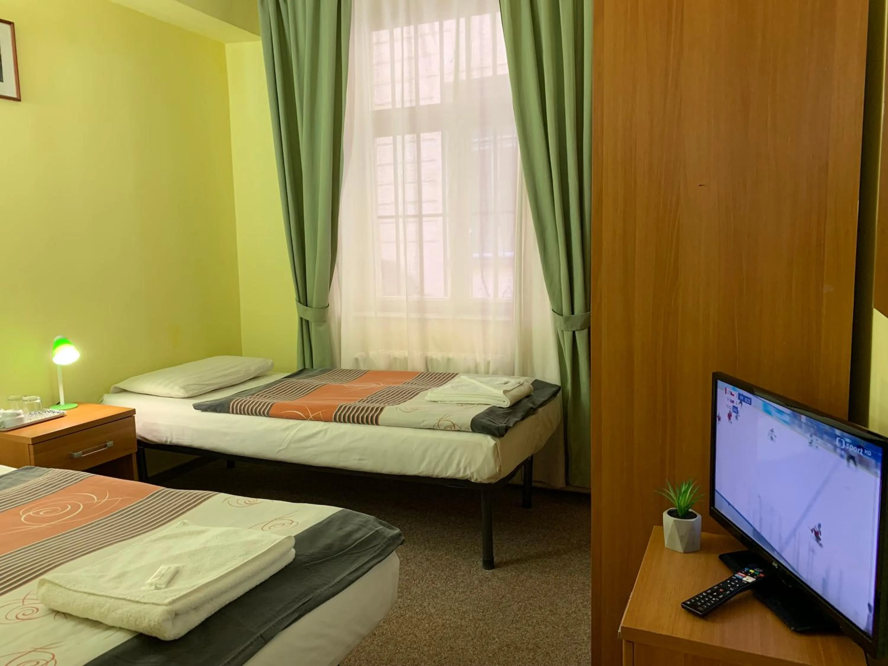 Bedroom, Bed in Pension City Center