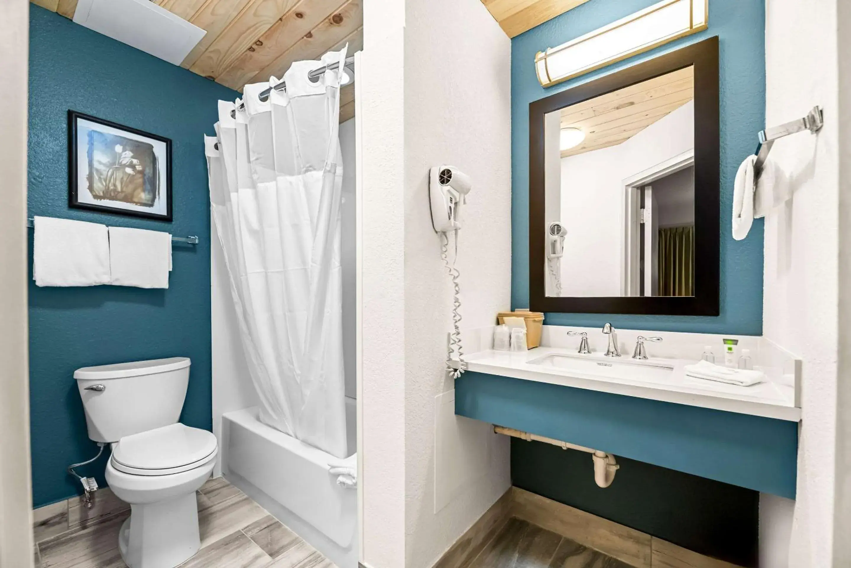 Bedroom in Suburban Studios Orlando - Ocoee-Winter Garden Bedroom in Suburban Studios Orlando - Ocoee-Winter Garden