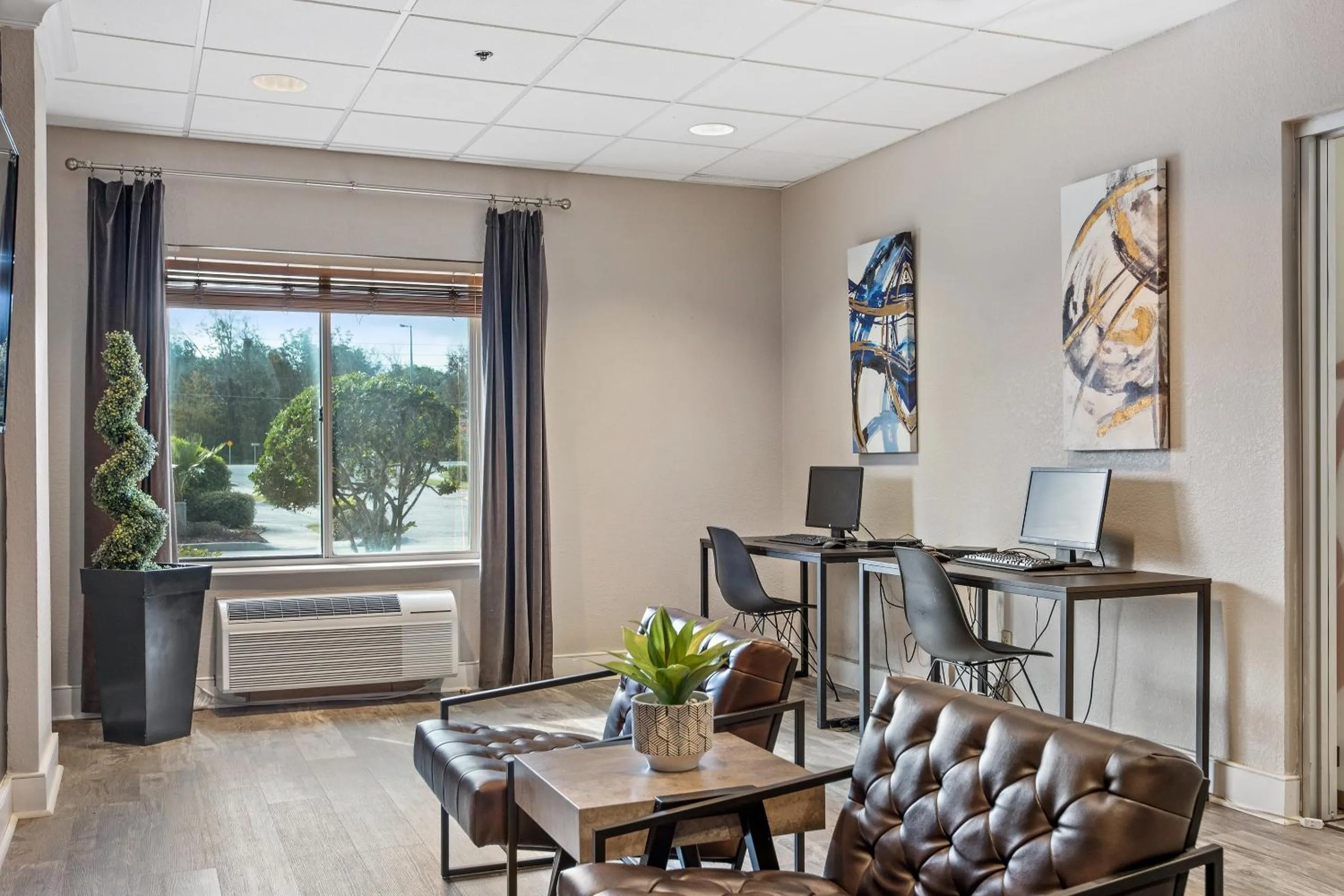 Other in Suburban Studios Orlando - Ocoee-Winter Garden