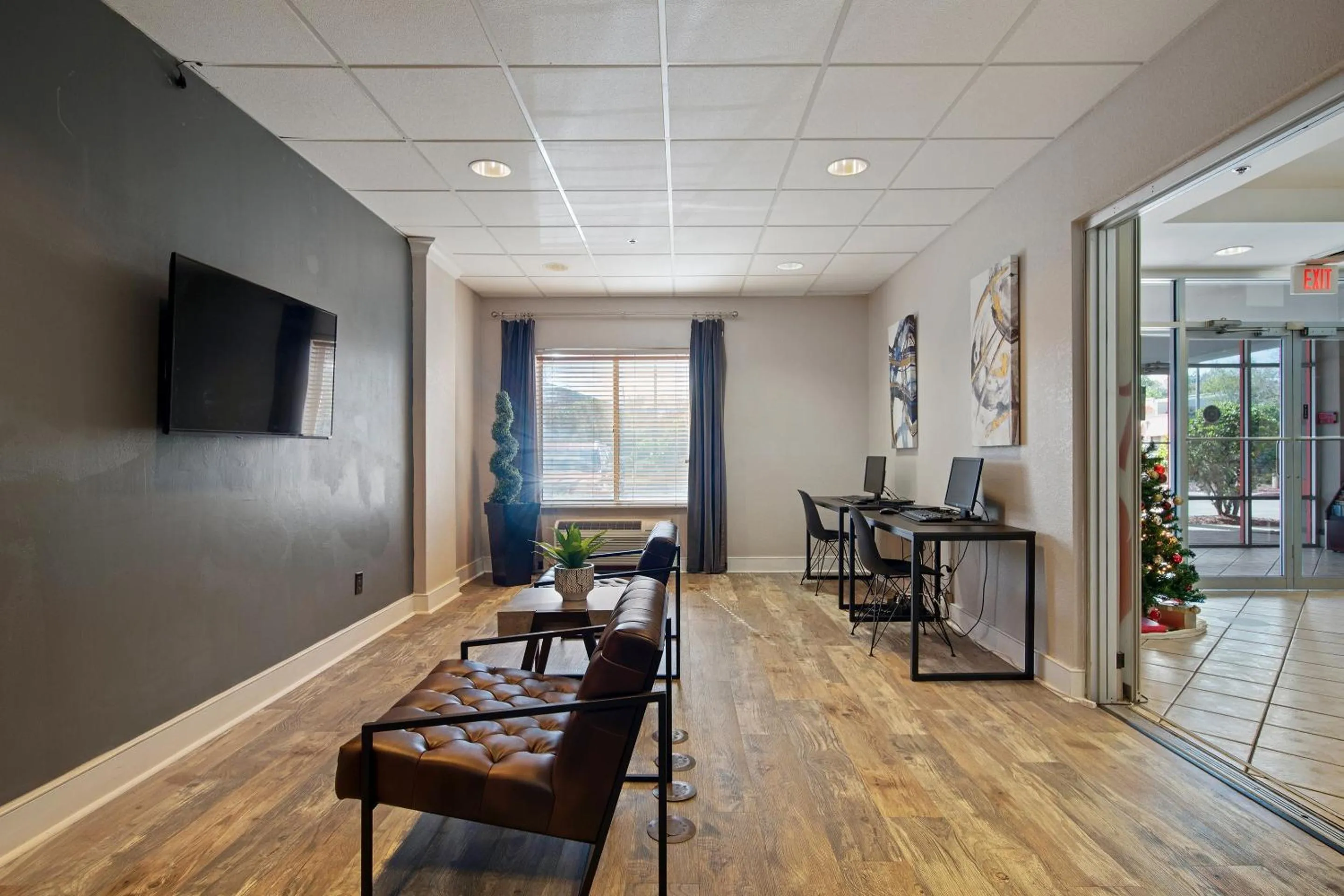 Other in Suburban Studios Orlando - Ocoee-Winter Garden