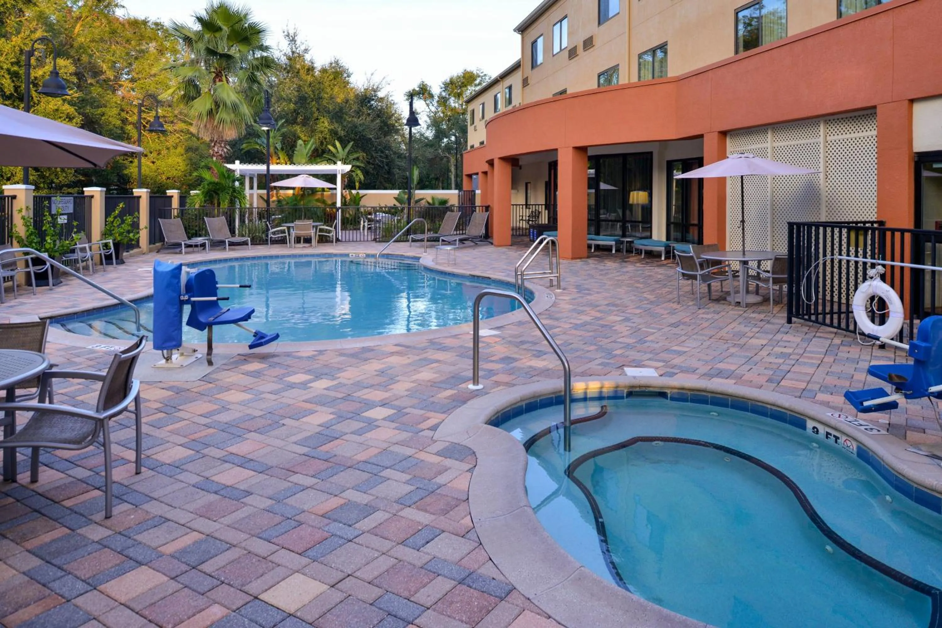 Swimming pool in Fairfield Inn & Suites Orlando Ocoee