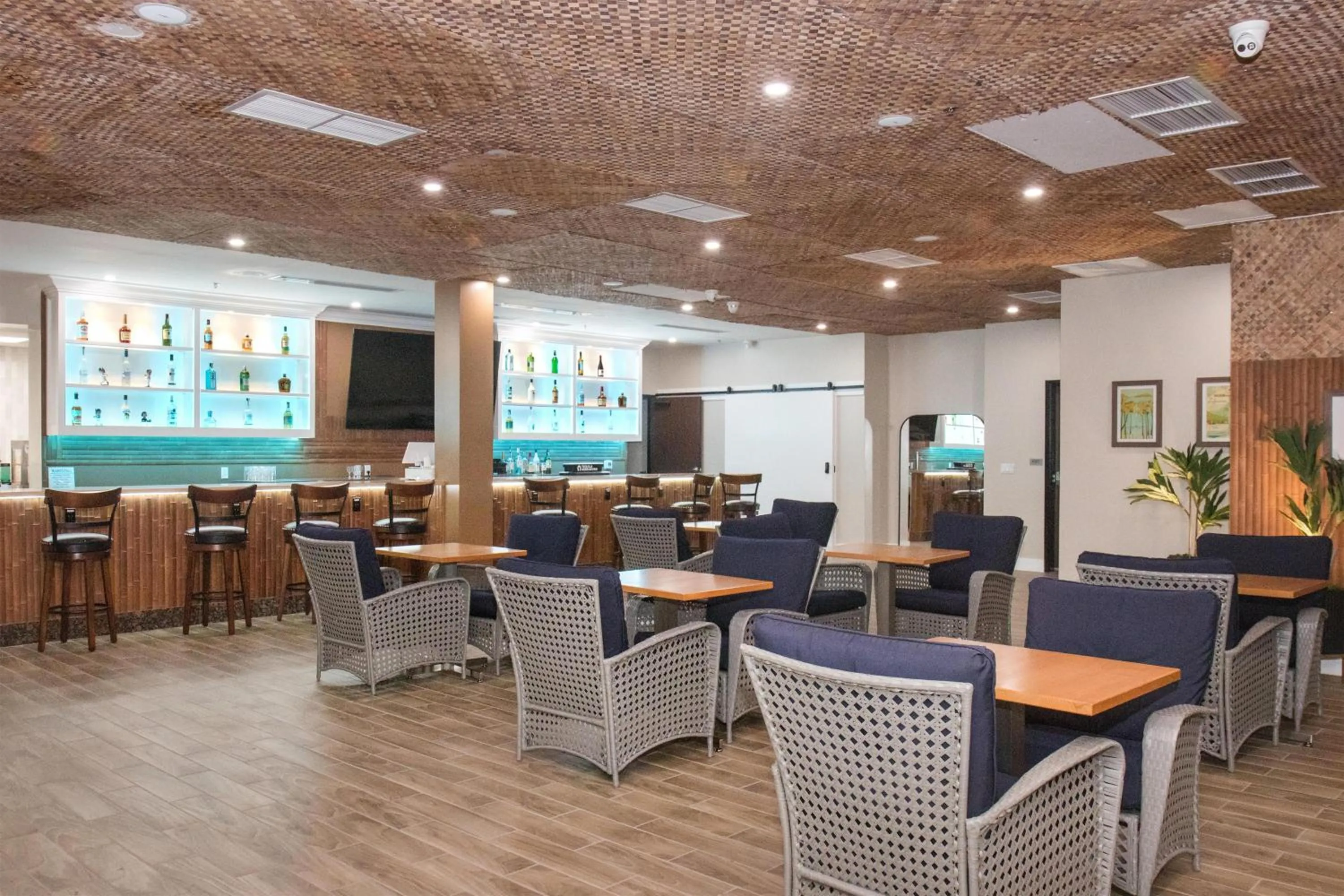 Lounge or bar in Aiden Los Angeles Downtown Dragon Gate Inn