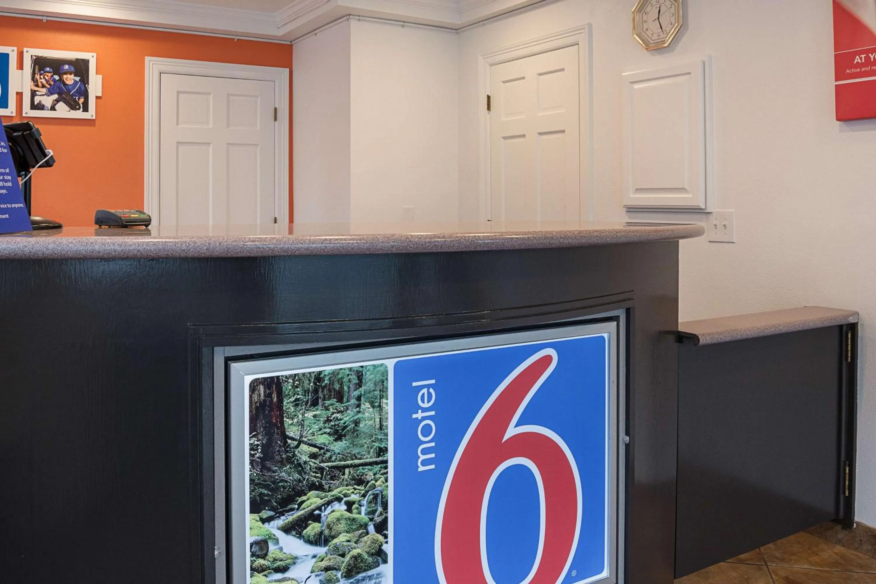 Lobby or reception in Motel 6-Canby, OR
